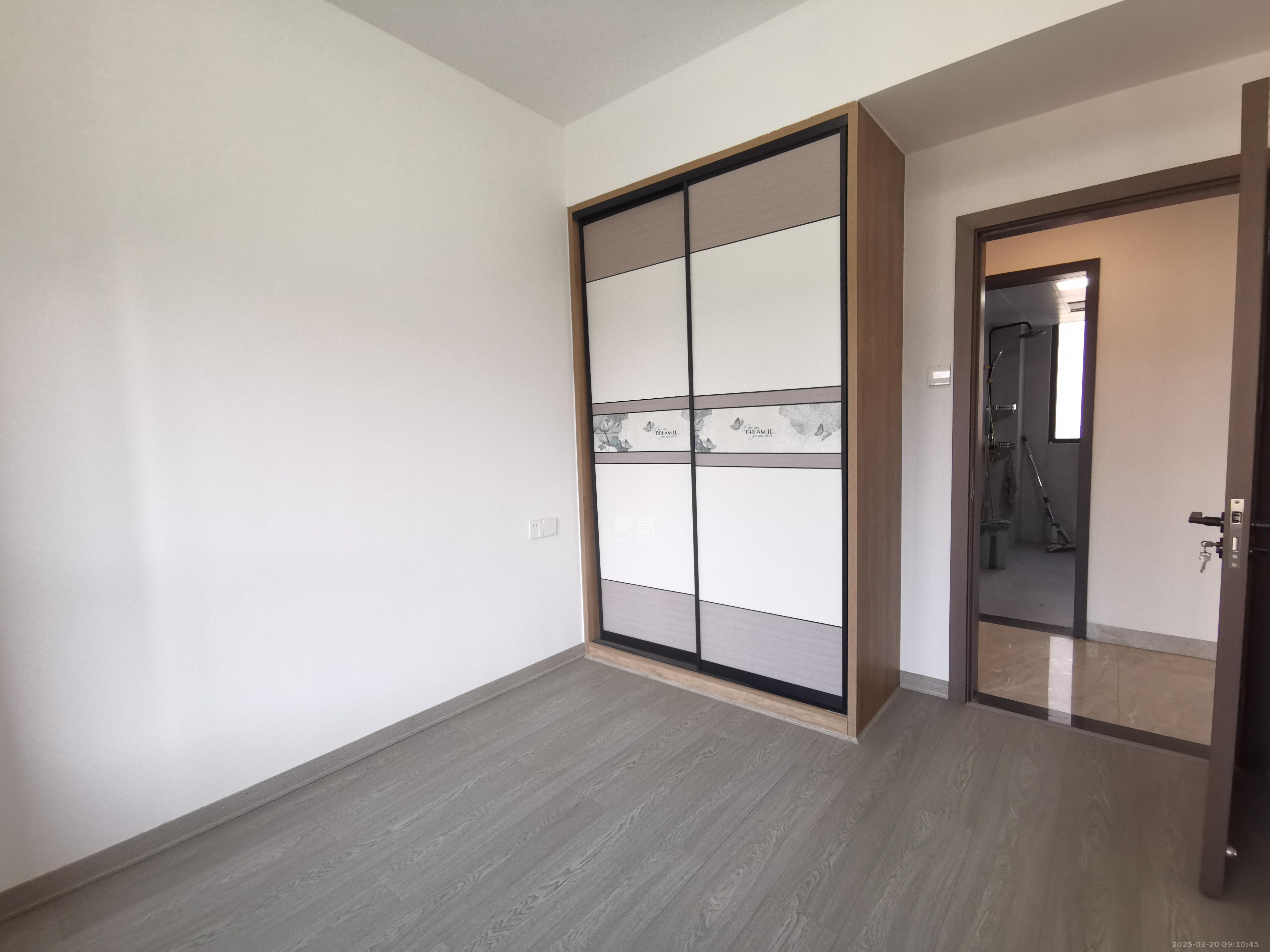 云开壹品樾玺  3室2厅1卫    3200.0元/月 云开壹品樾玺  3室2厅1卫    3200.0元/月室内图