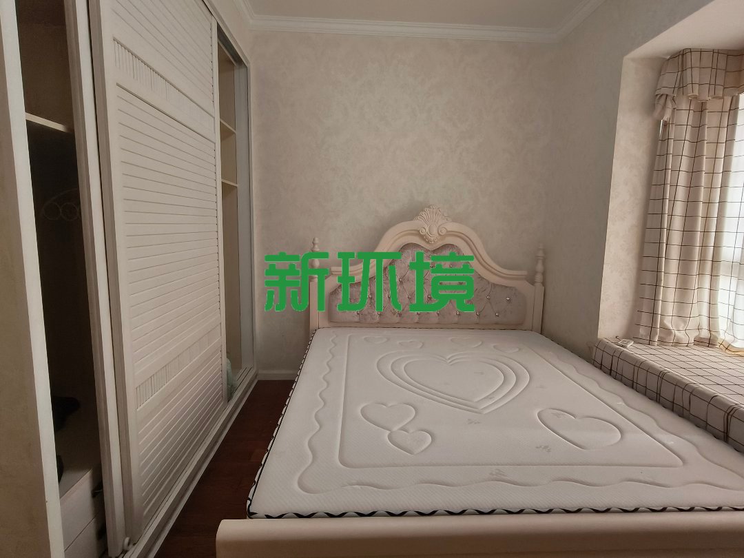 龙城街 3室2厅2卫 2100.0元/月 龙城街 3室2厅2卫 2100.0元/月室内图