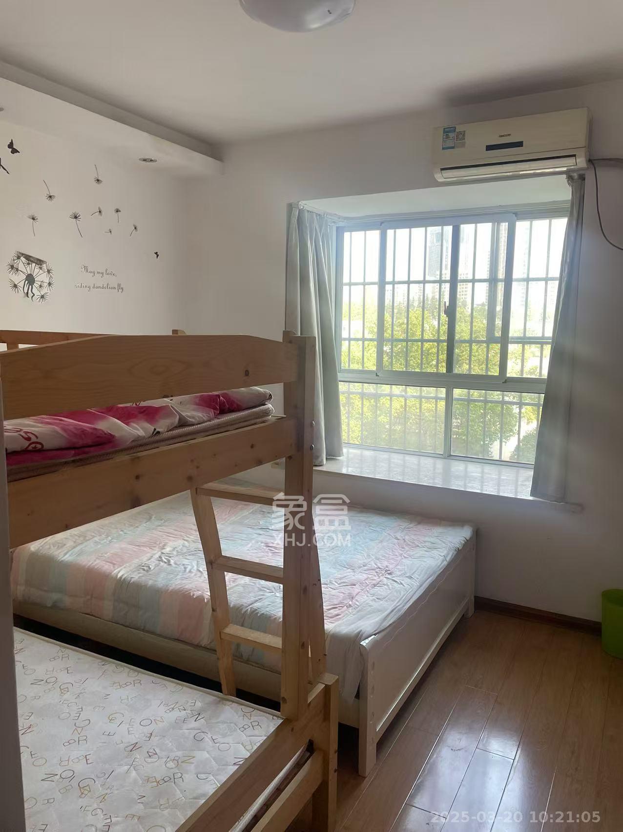 湘楚家园 2室2厅2卫 1700.0元/月 湘楚家园 2室2厅2卫 1700.0元/月室内图