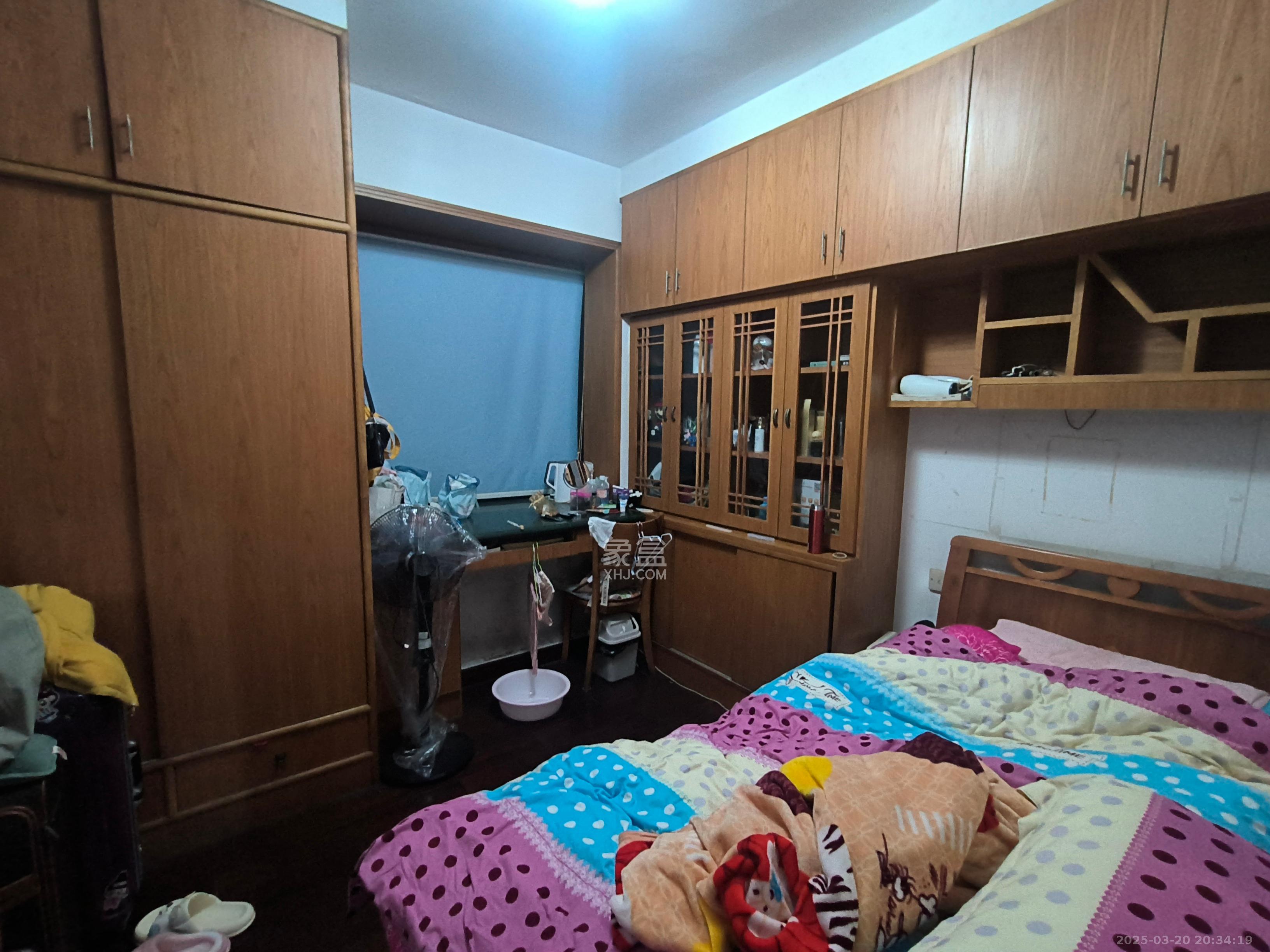 长勘小区  3室2厅2卫   3200.00元/月室内图