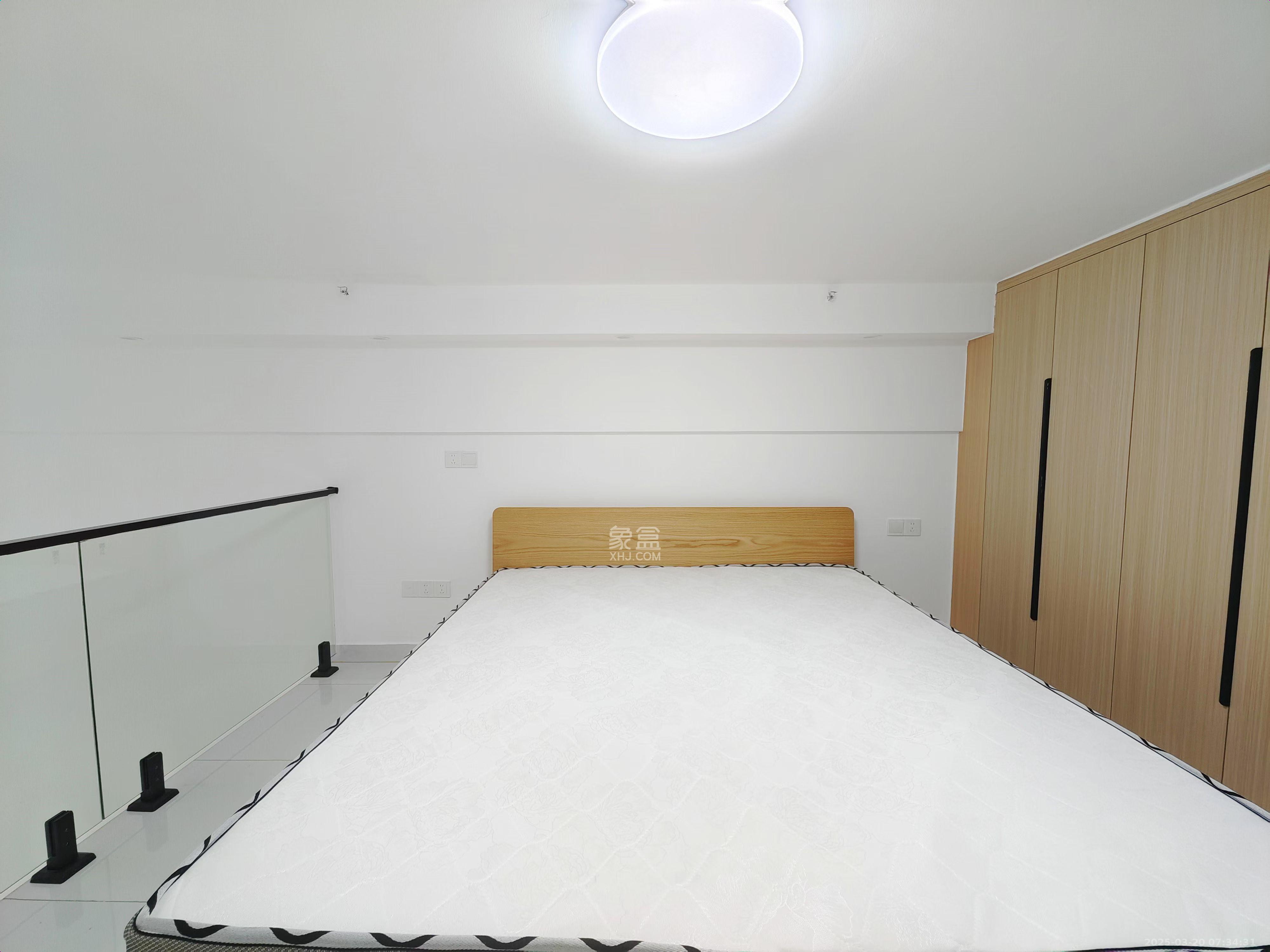 保利天禧EF区  1室1厅1卫   2200.00元/月室内图
