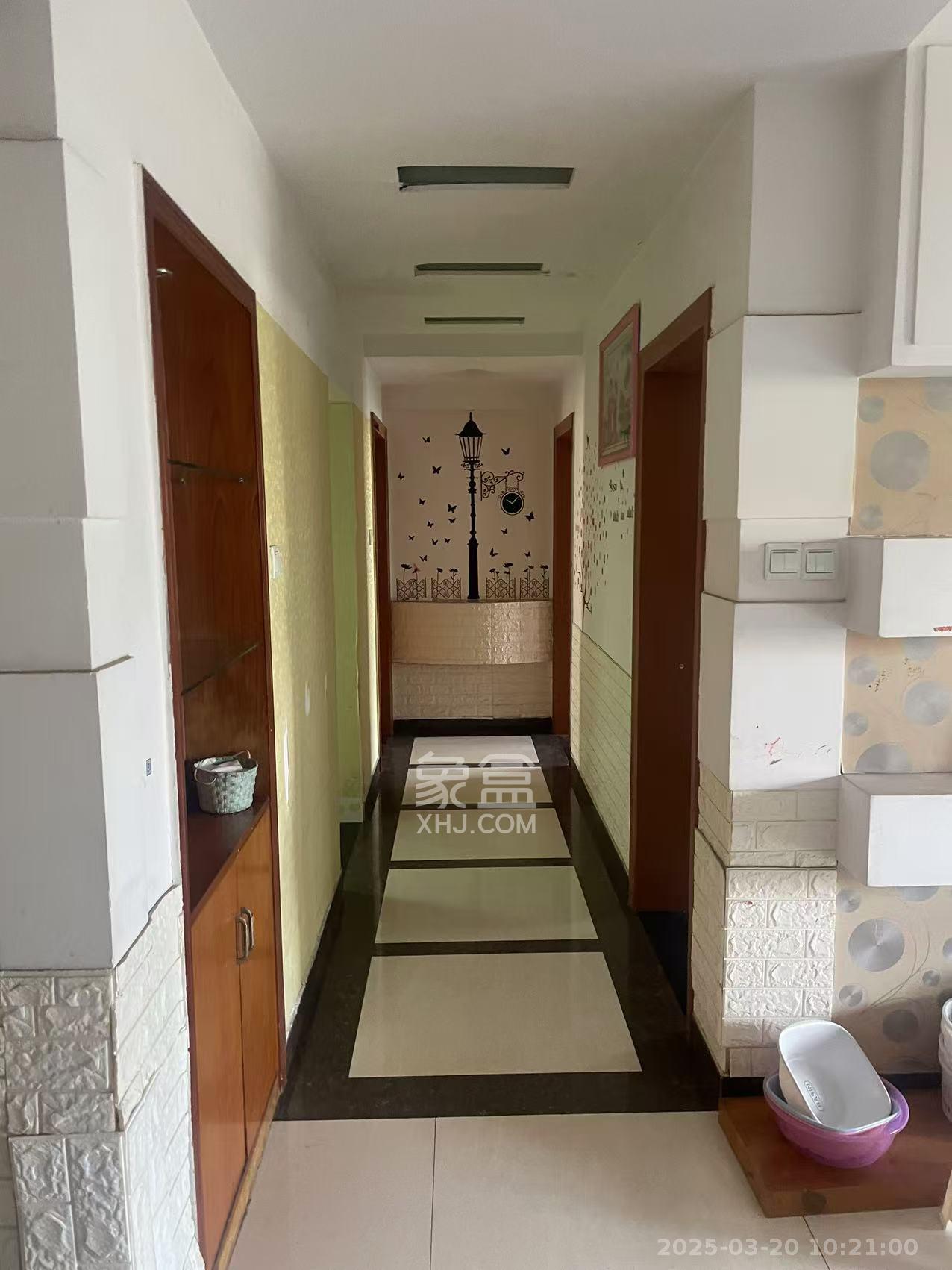 湘楚家园 2室2厅2卫 1700.0元/月 湘楚家园 2室2厅2卫 1700.0元/月室内图