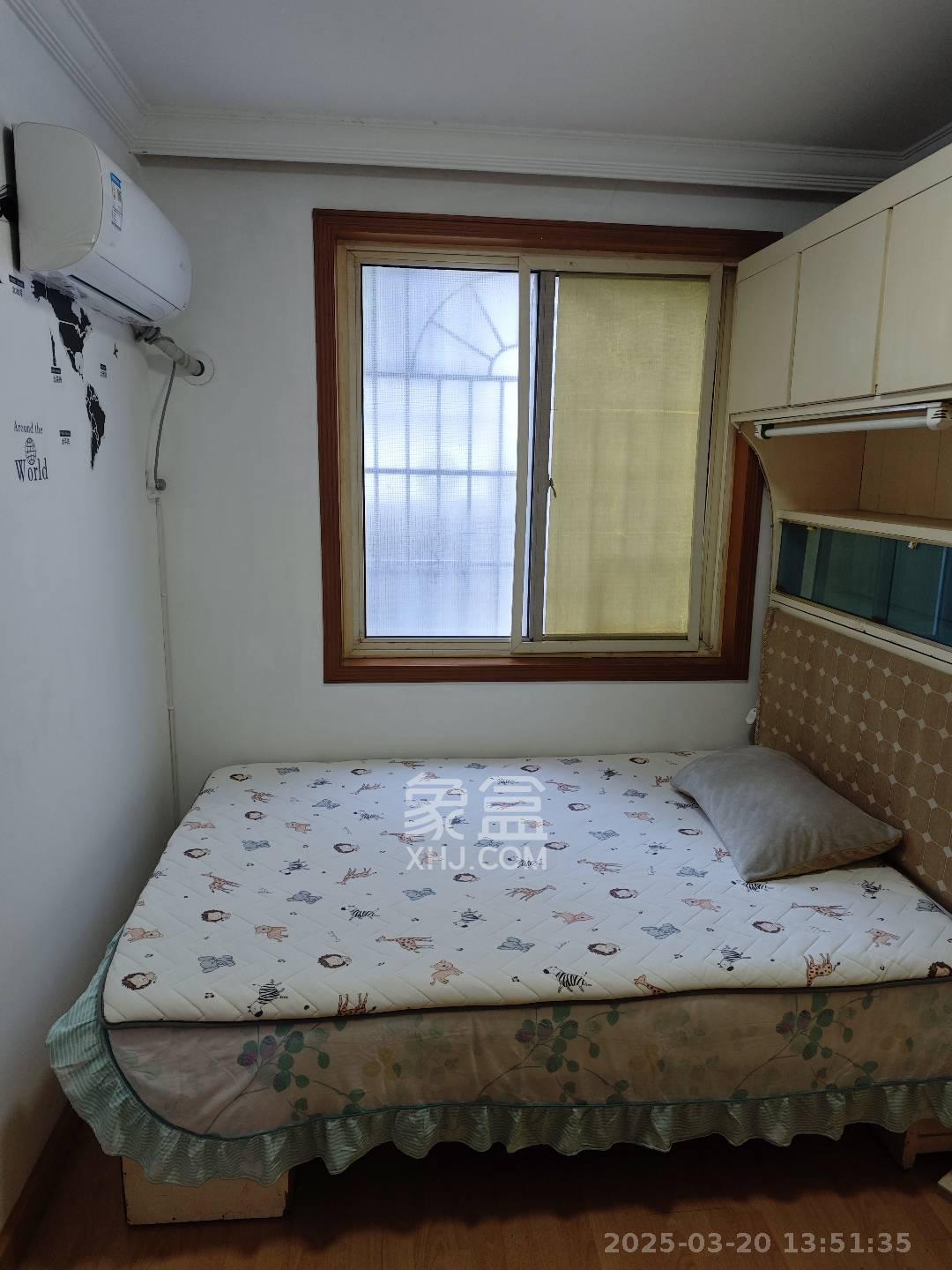 杏花园小区  3室2厅1卫   2200.00元/月室内图