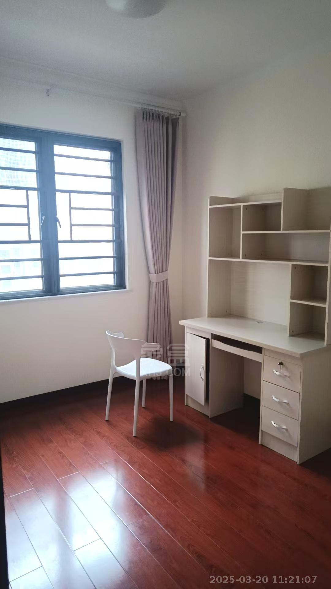 中建玥熙台 4室2厅2卫 2200.0元/月 中建玥熙台 4室2厅2卫 2200.0元/月室内图