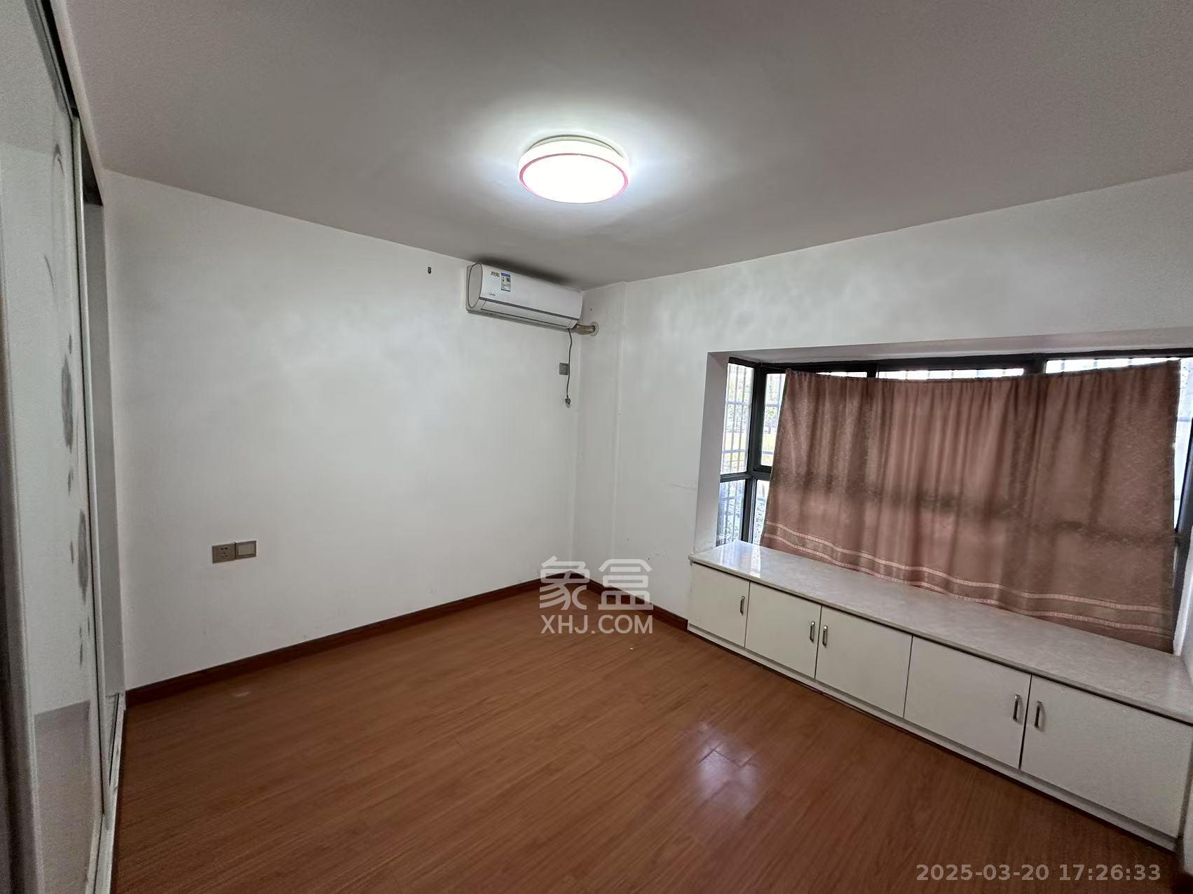 建鑫二期  3室1厅1卫   2000.00元/月室内图