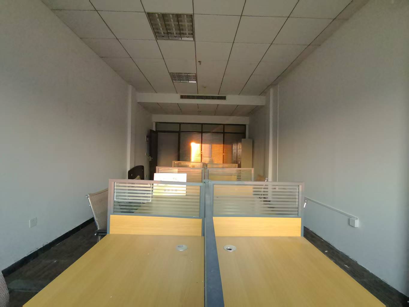 鼎丰国际 1室1厅1卫 1300.0元/月 鼎丰国际 1室1厅1卫 1300.0元/月室内图