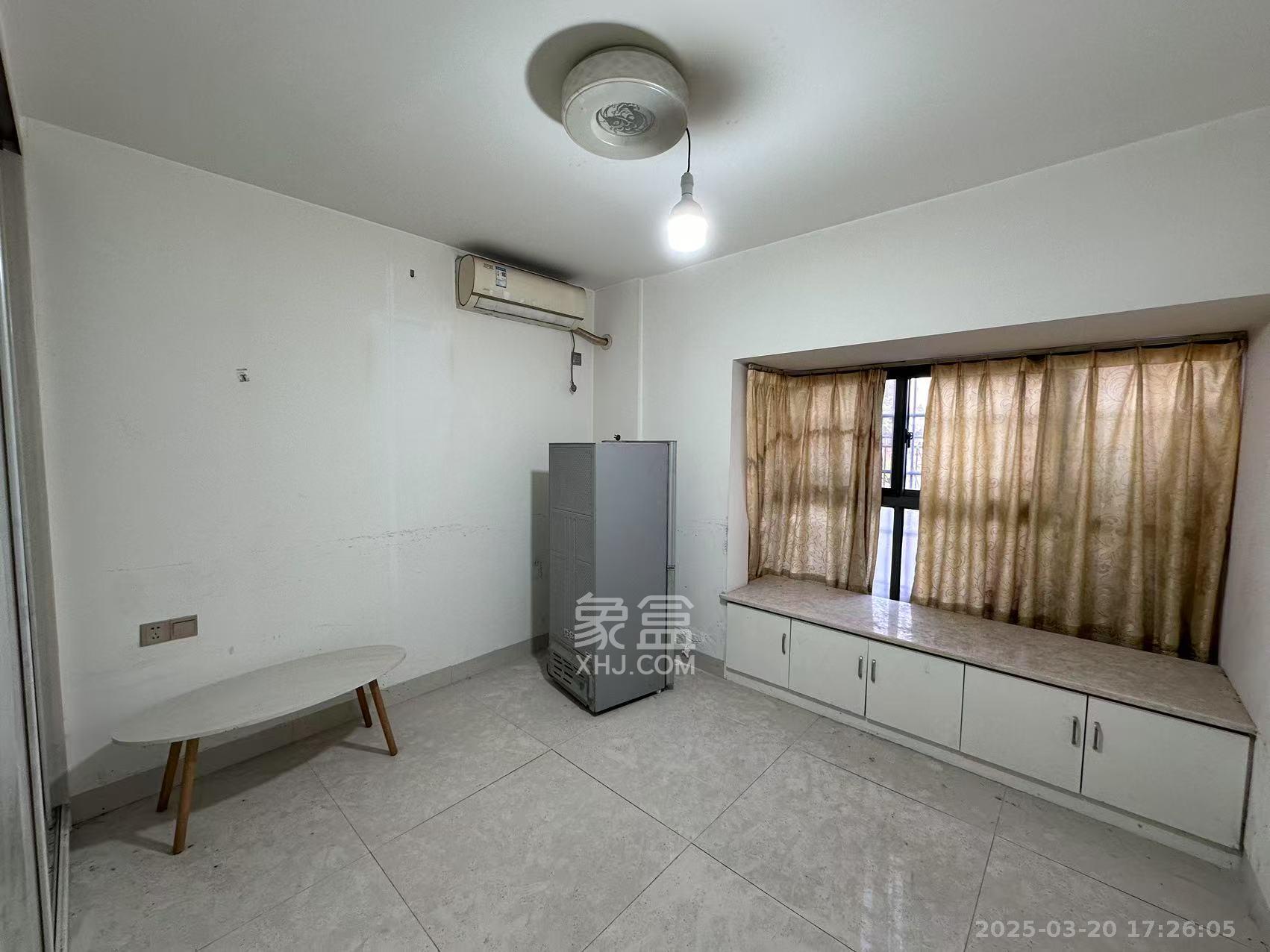 建鑫二期  3室1厅1卫   2000.00元/月室内图