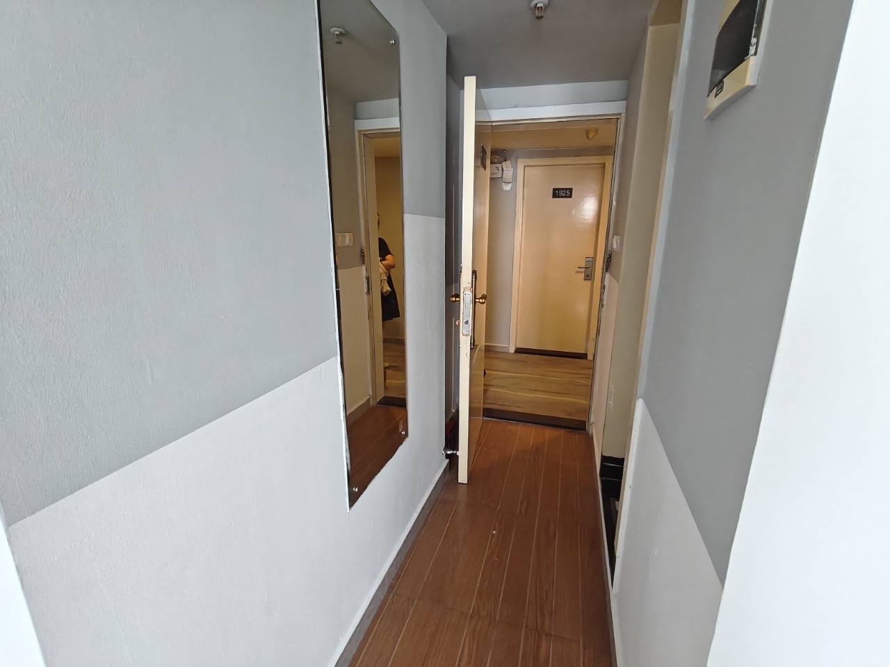 香港城 1室1厅1卫 39.0万 香港城 1室1厅1卫 39.0万客厅