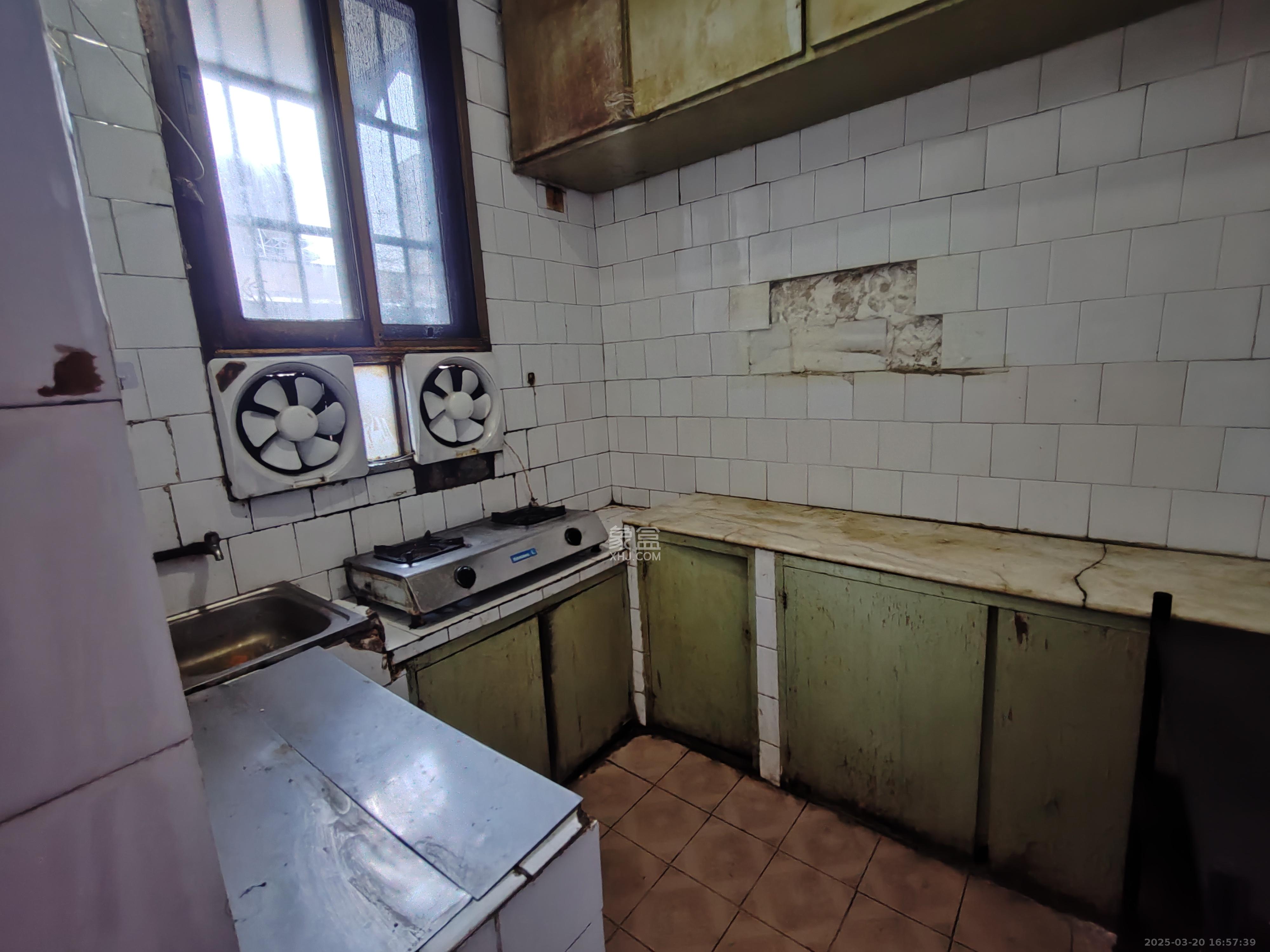 建安小区 2室1厅1卫 1200.0元/月 建安小区 2室1厅1卫 1200.0元/月室内图