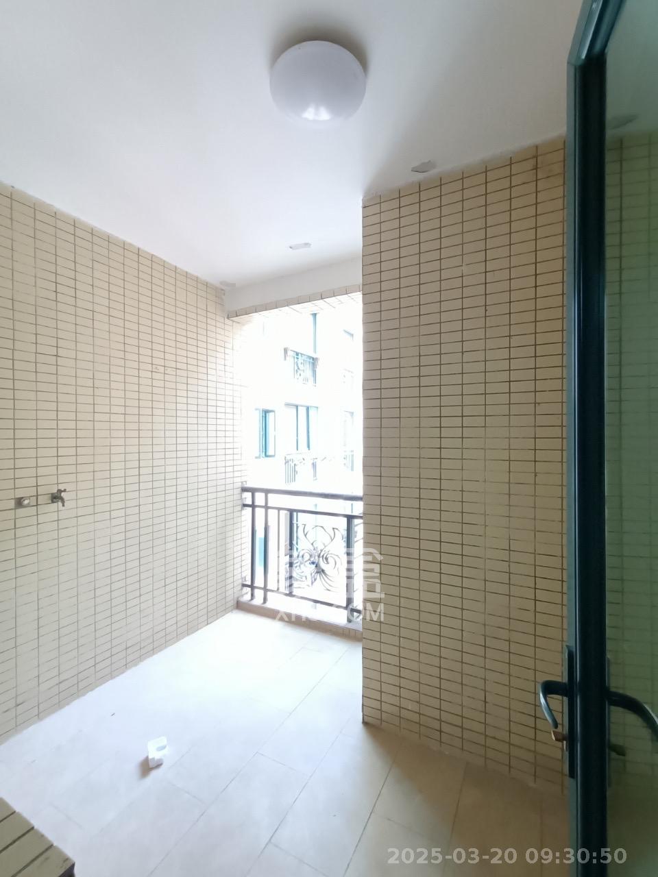 恒大城  3室2厅2卫   2300.00元/月室内图