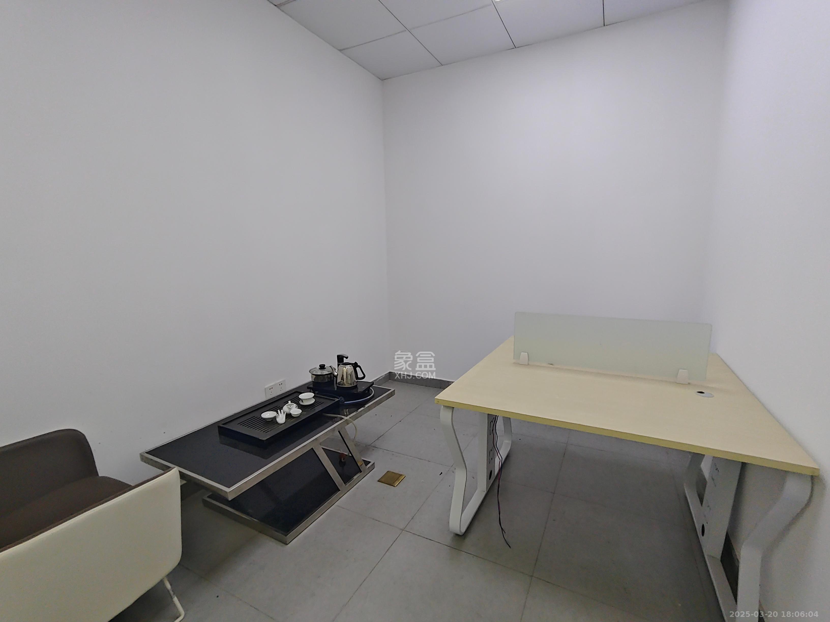 麓谷钰园（麓谷企业广场）   493.0㎡      24500.0元/月室内图