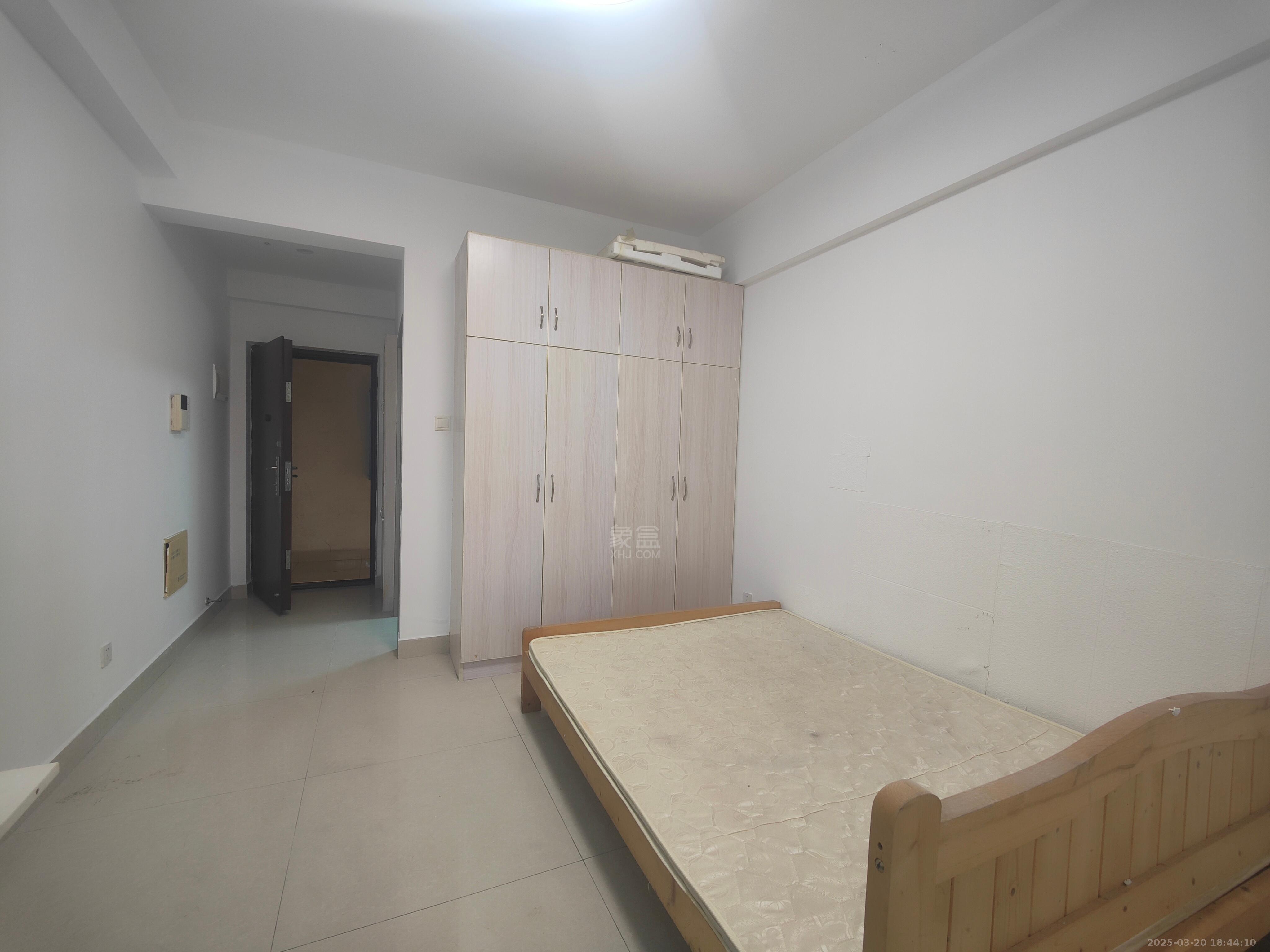 中建御山和苑 1室1厅1卫 1000.0元/月 中建御山和苑 1室1厅1卫 1000.0元/月室内图