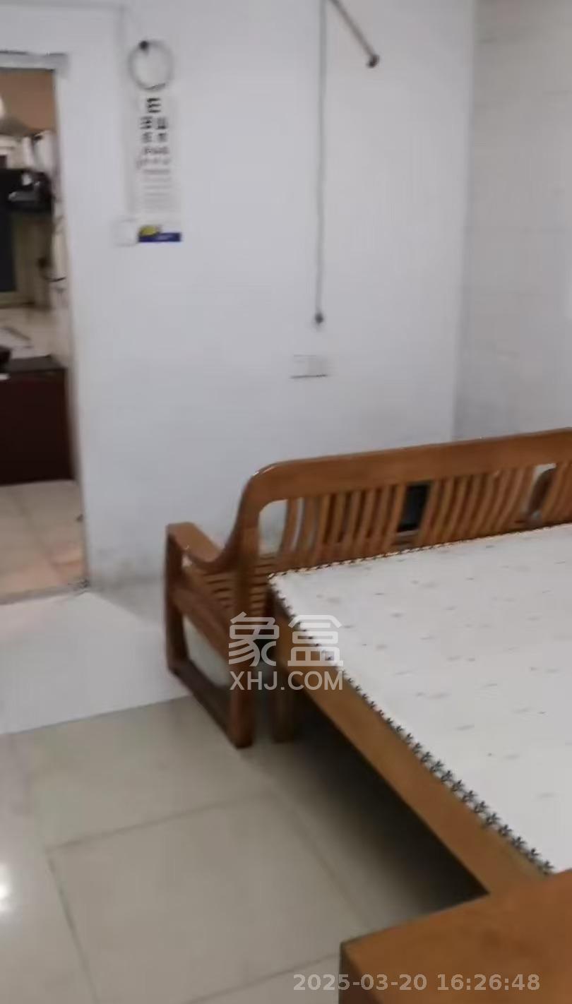 新塘垅小区(高桥物流园) 1室1厅1卫 750.0元/月 新塘垅小区(高桥物流园) 1室1厅1卫 750.0元/月室内图