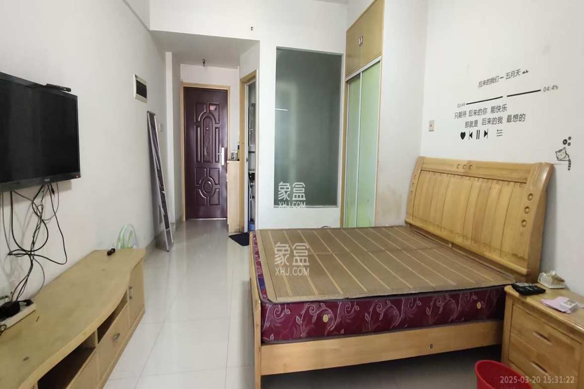 建鑫二期 1室1厅1卫 800.00元/月 建鑫二期 1室1厅1卫 800.00元/月室内图