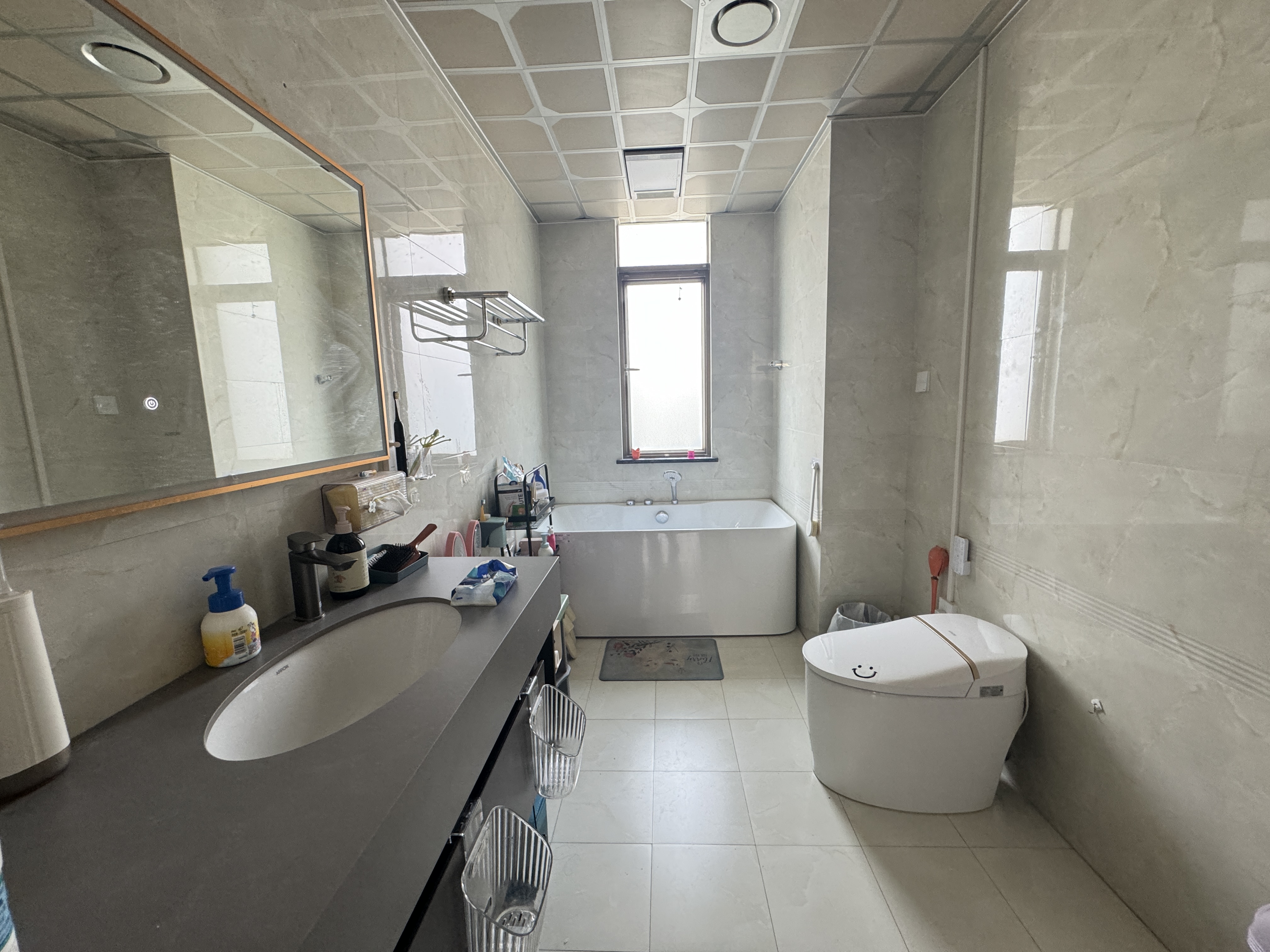 碧桂园 5室3厅3卫 368.0万 碧桂园 5室3厅3卫 368.0万室内图