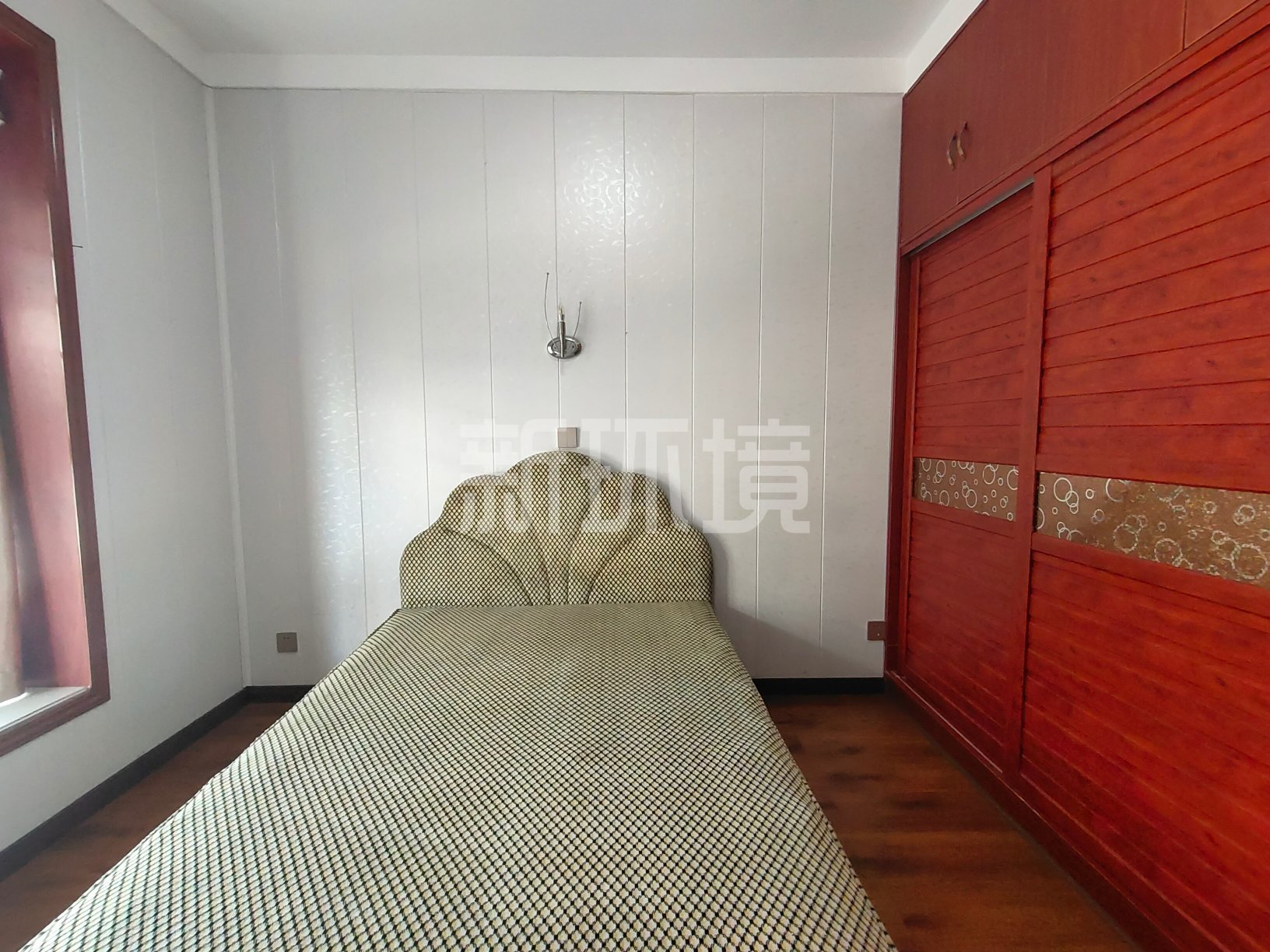 月亮湾一期 3室2厅2卫 1500.0元/月 月亮湾一期 3室2厅2卫 1500.0元/月室内图