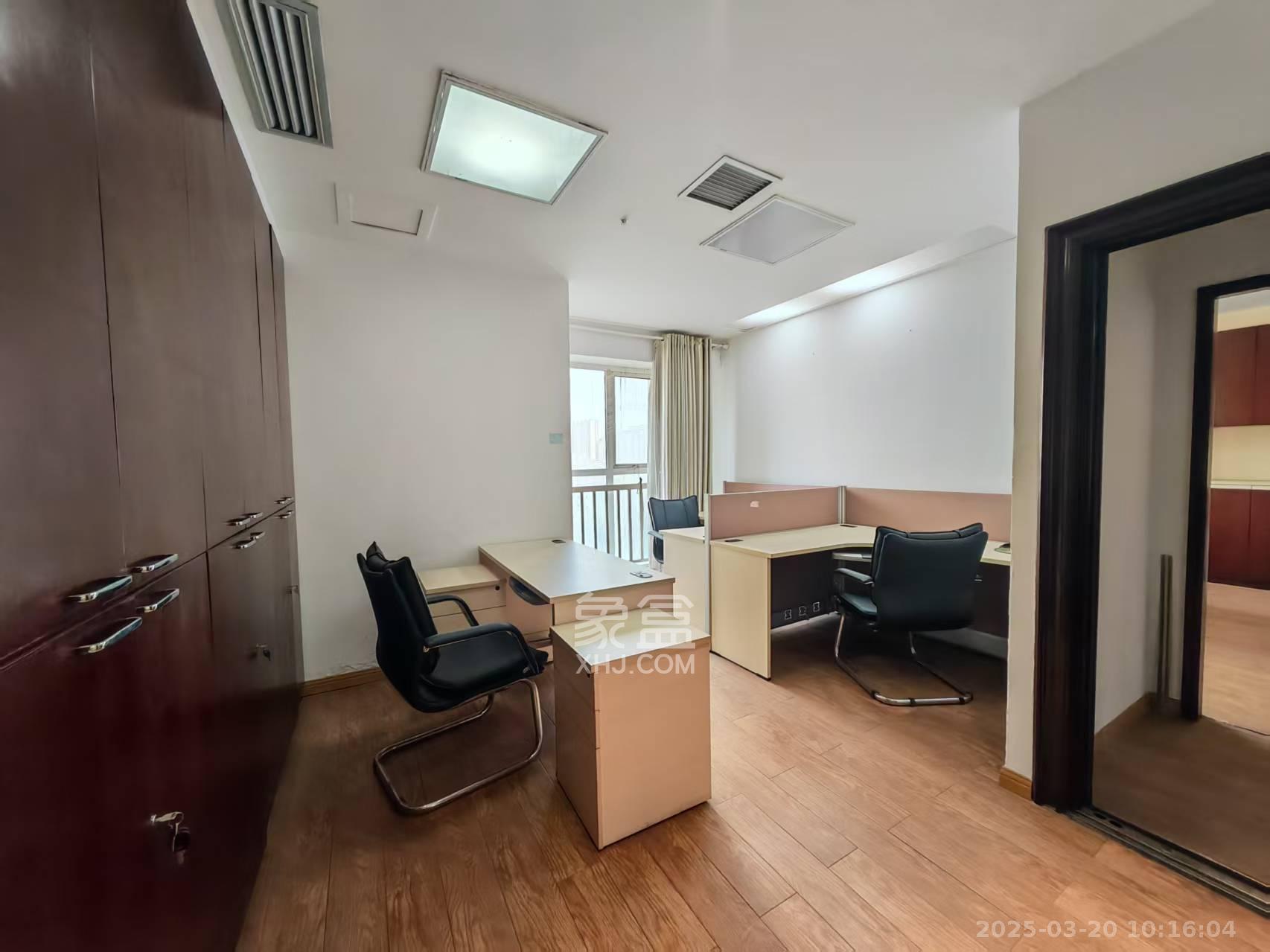 汇富中心   161.42㎡      4600.0元/月室内图