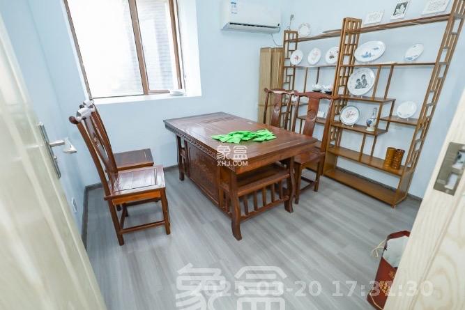 高信向日葵  3室2厅1卫   2800.00元/月室内图