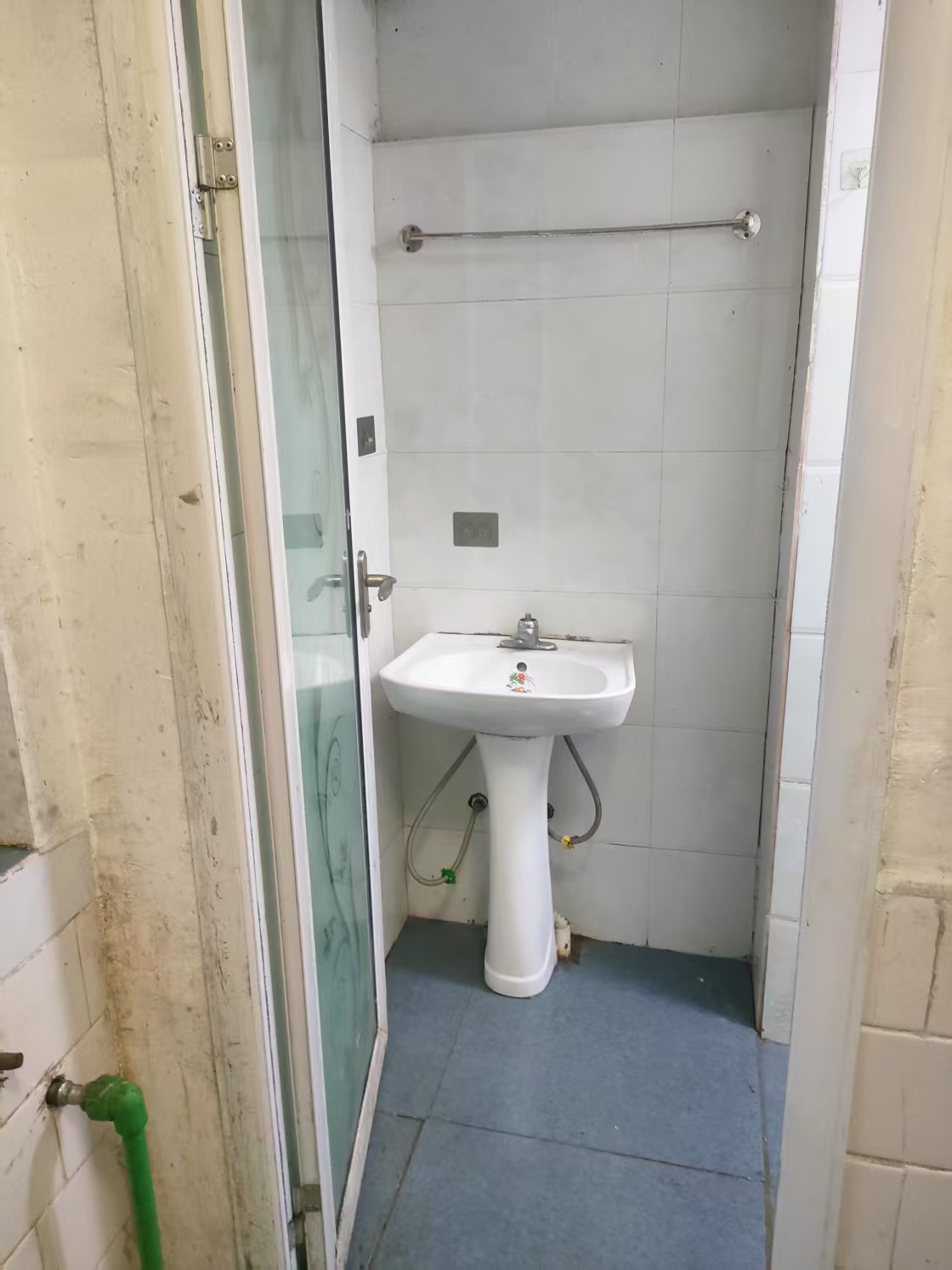 行署十单位家属房  3室1厅1卫    700.0元/月室内图