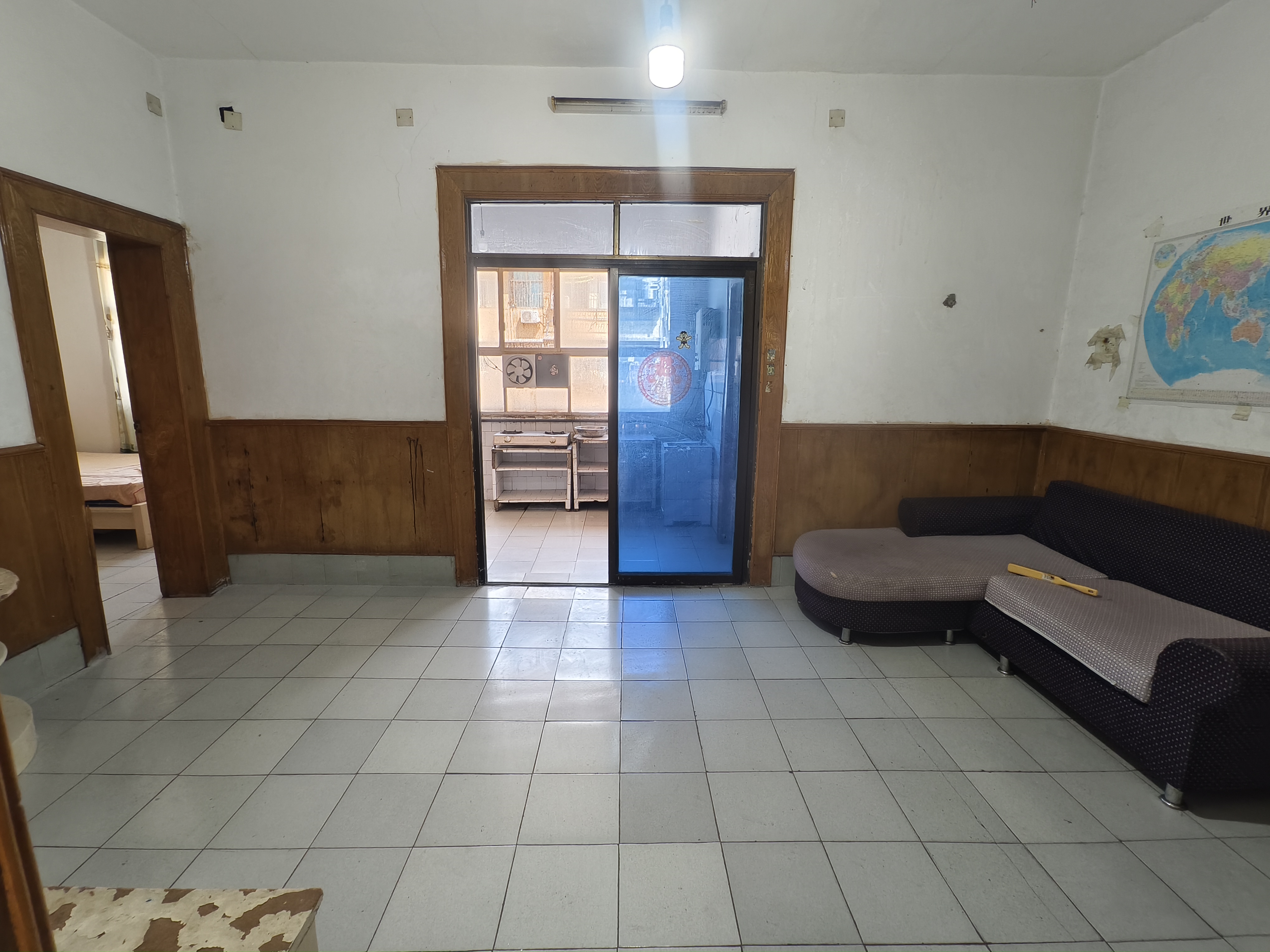 娄星区畜牧水产局+经管局 3室1厅1卫 29.8万 娄星区畜牧水产局+经管局 3室1厅1卫 29.8万客厅