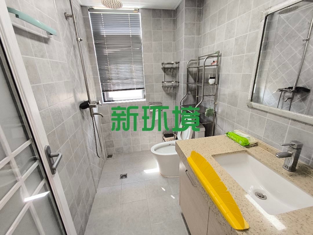 山水印象 3室2厅2卫 2200.0元/月 山水印象 3室2厅2卫 2200.0元/月室内图