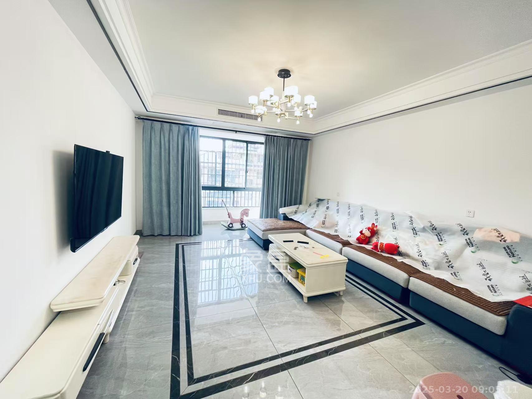 金霞华庭 3室2厅2卫 63.8万 金霞华庭 3室2厅2卫 63.8万室内图