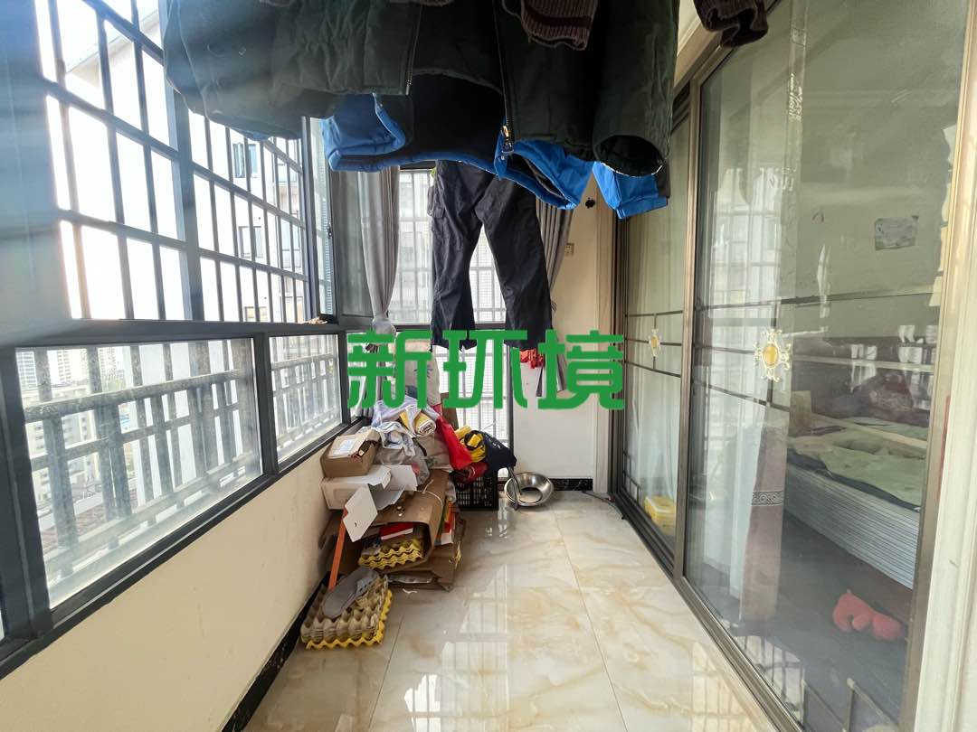 栗源小区  4室2厅2卫   75.00万室内图
