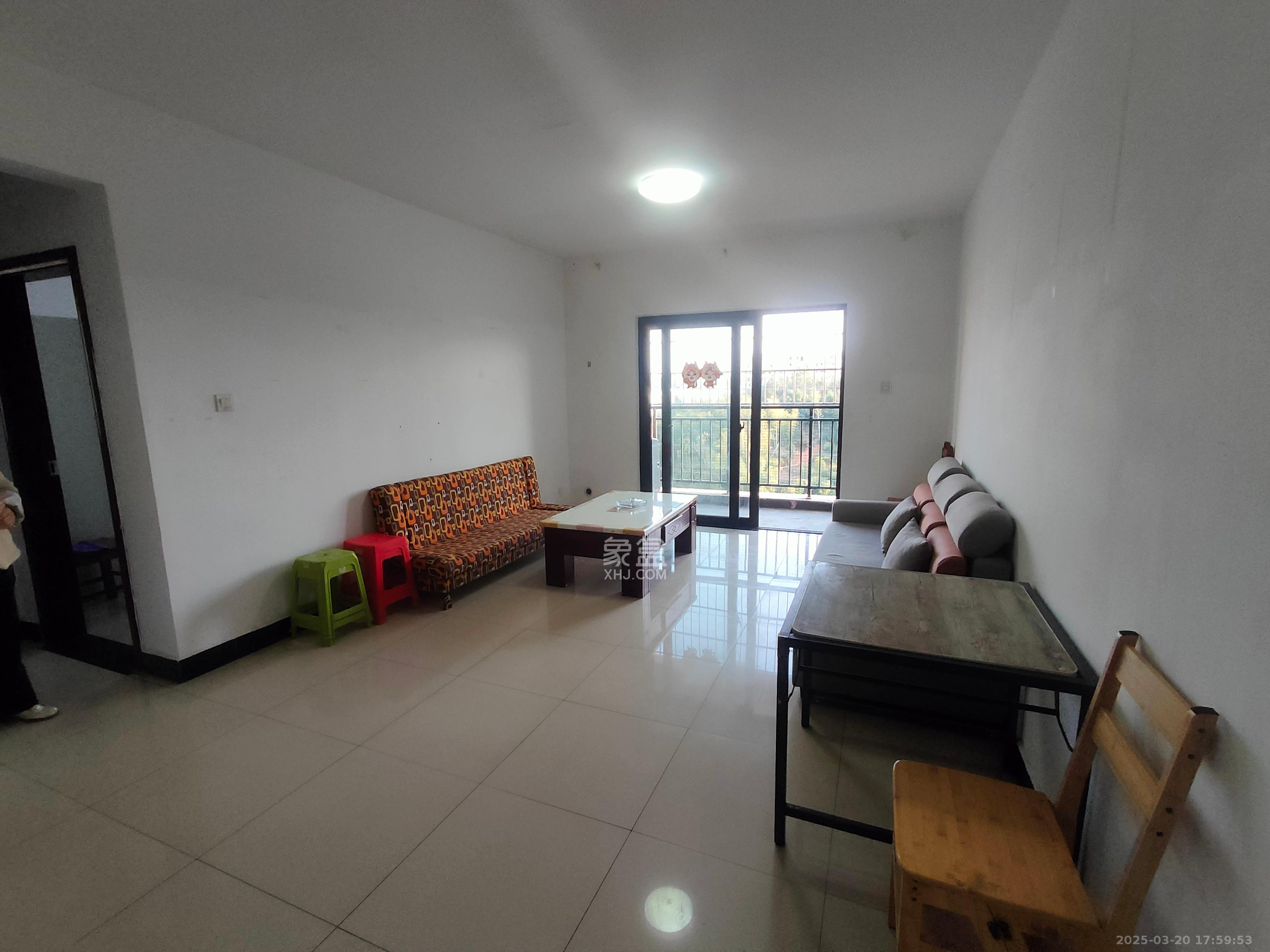 华龙家园(和泰家园) 2室2厅1卫 1450.0元/月 华龙家园(和泰家园) 2室2厅1卫 1450.0元/月室内图