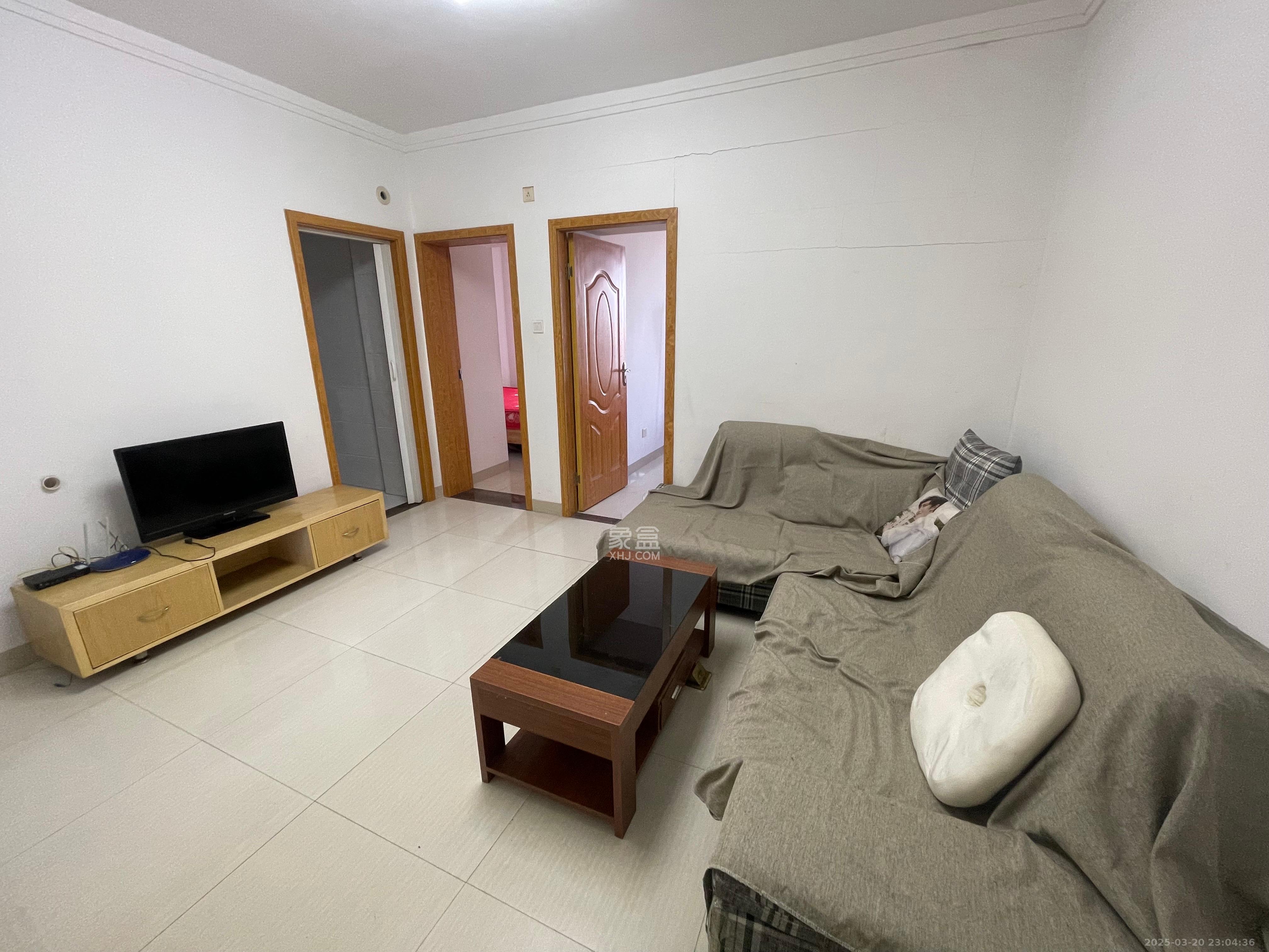 绿地V岛  1室1厅1卫    1500.0元/月 绿地V岛  1室1厅1卫    1500.0元/月室内图