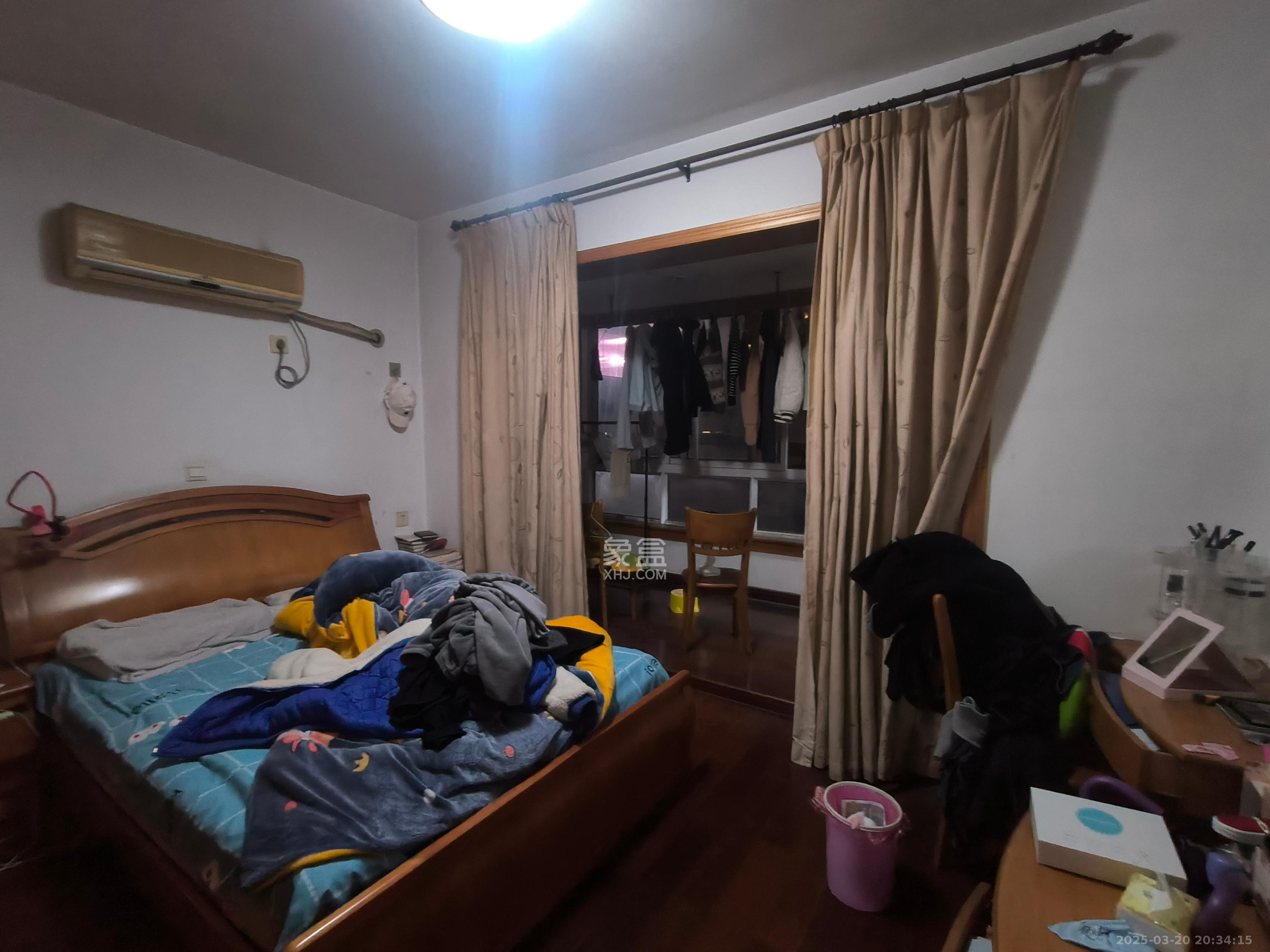 长勘小区  3室2厅2卫   3200.00元/月室内图