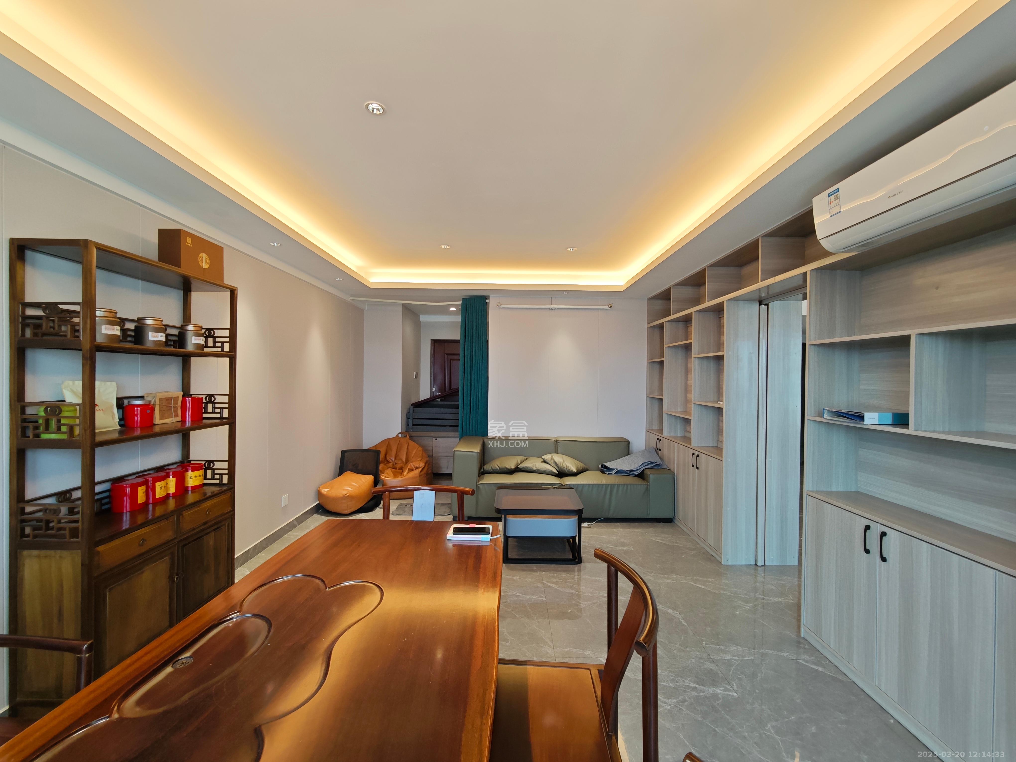 五峰国际 1室0厅0卫 3000.0元/月 五峰国际 1室0厅0卫 3000.0元/月室内图