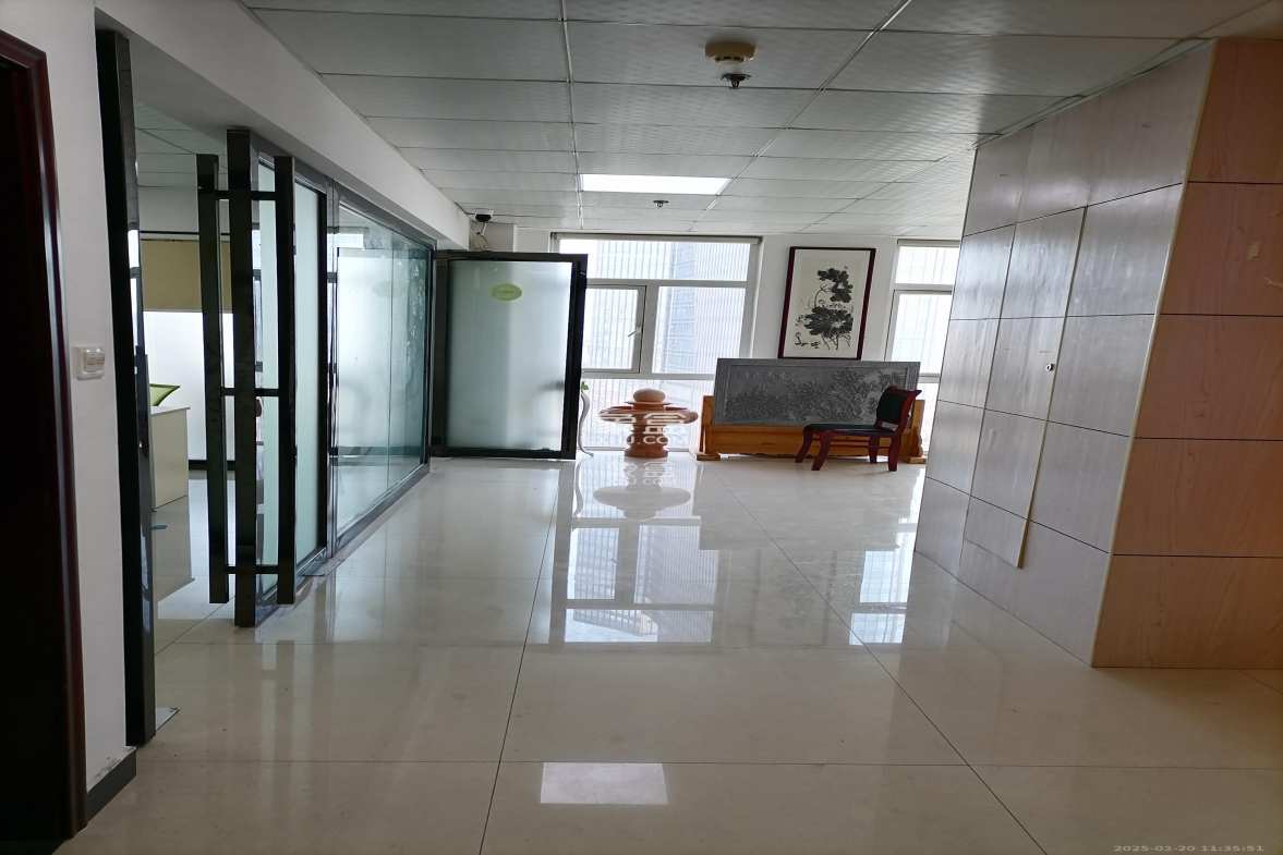 公园道  4室0厅0卫    5800.0元/月 公园道  4室0厅0卫    5800.0元/月室内图1