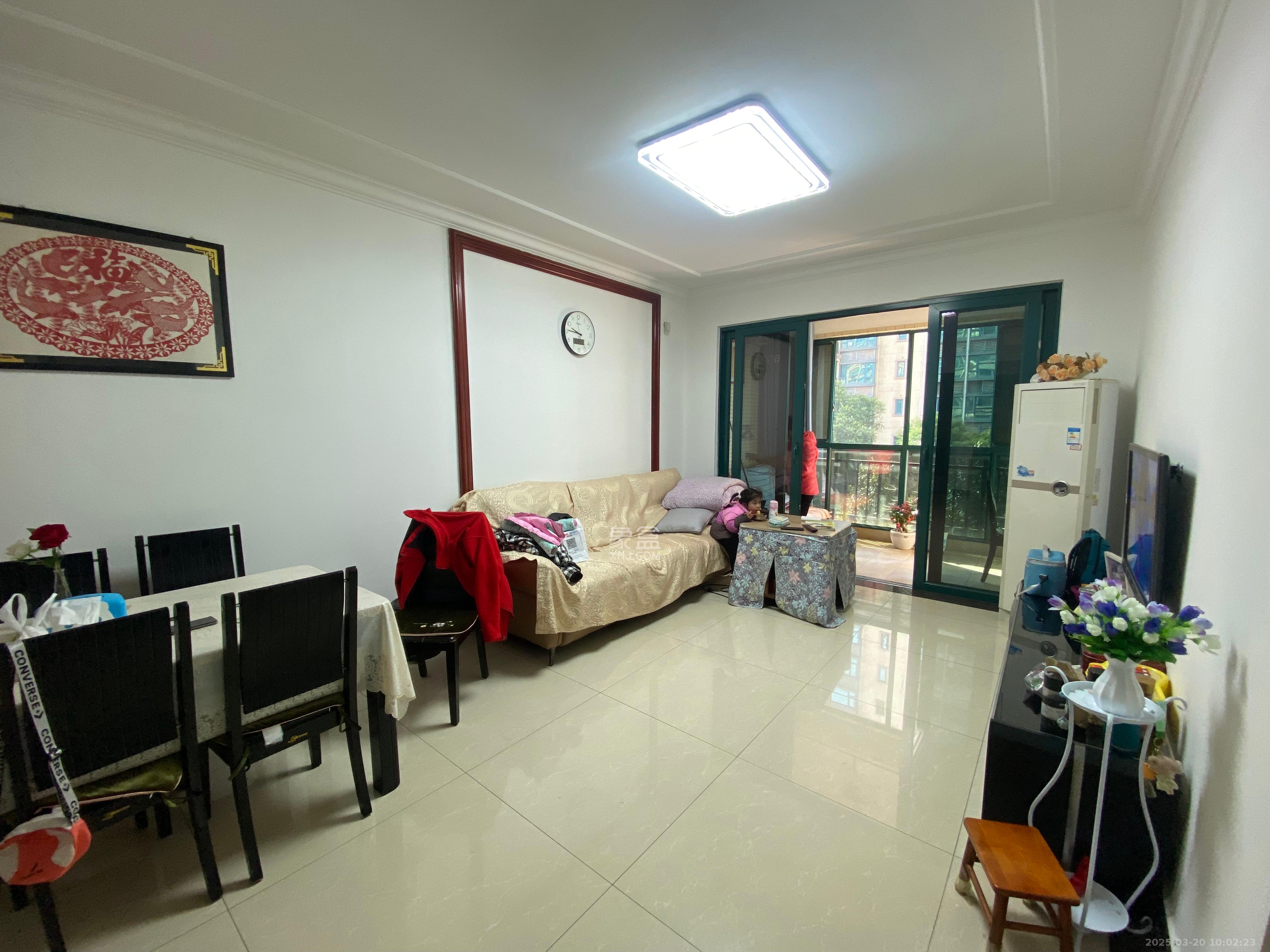 恒大城 2室2厅1卫 2200.0元/月 恒大城 2室2厅1卫 2200.0元/月室内图