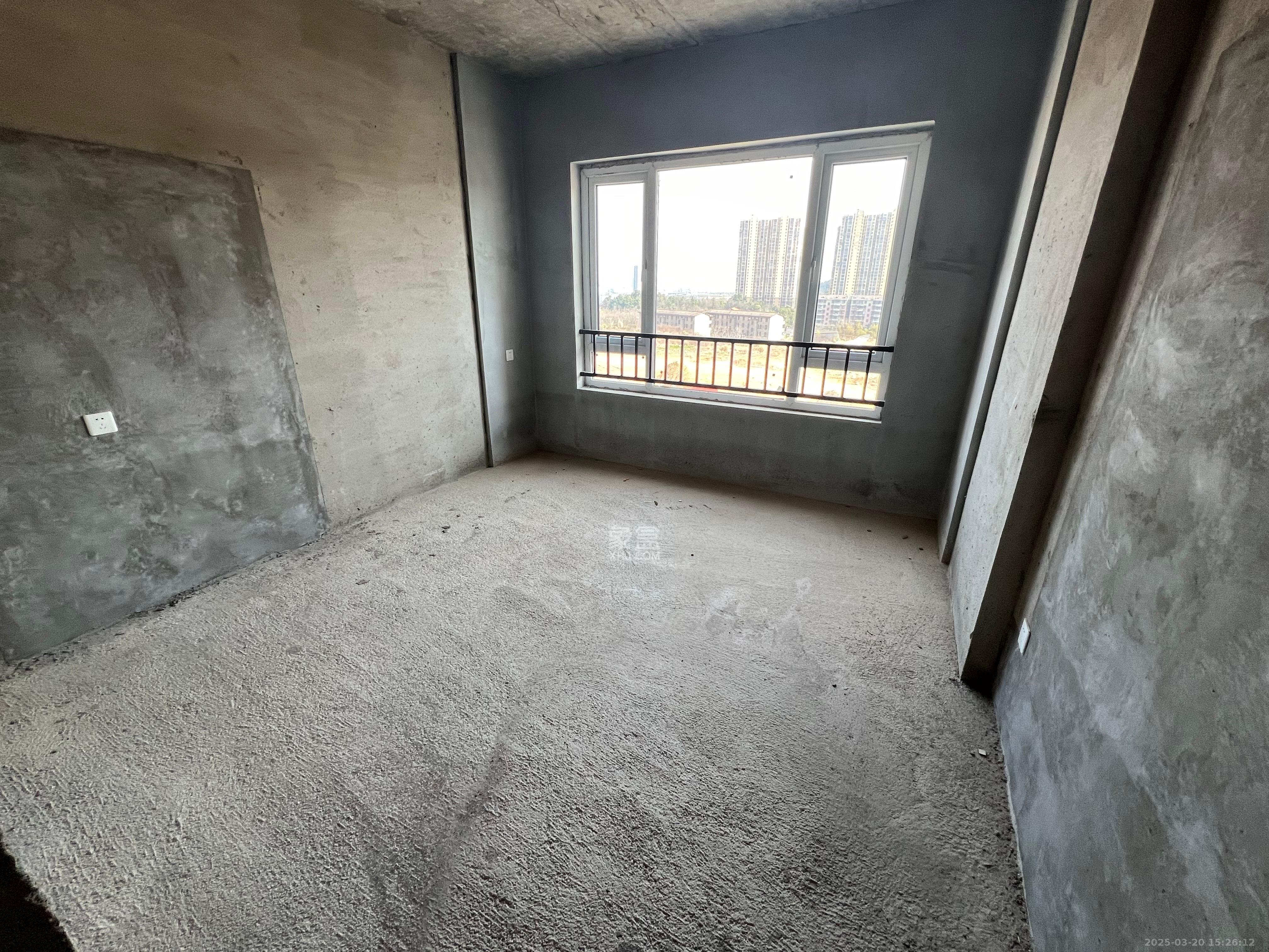 湘荷美苑 3室2厅1卫 900.0元/月 湘荷美苑 3室2厅1卫 900.0元/月室内图