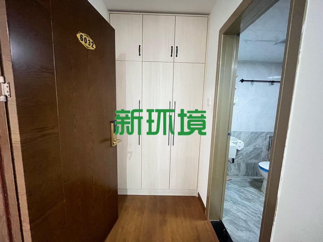 南门口安置小区  3室2厅2卫   85.00万客厅