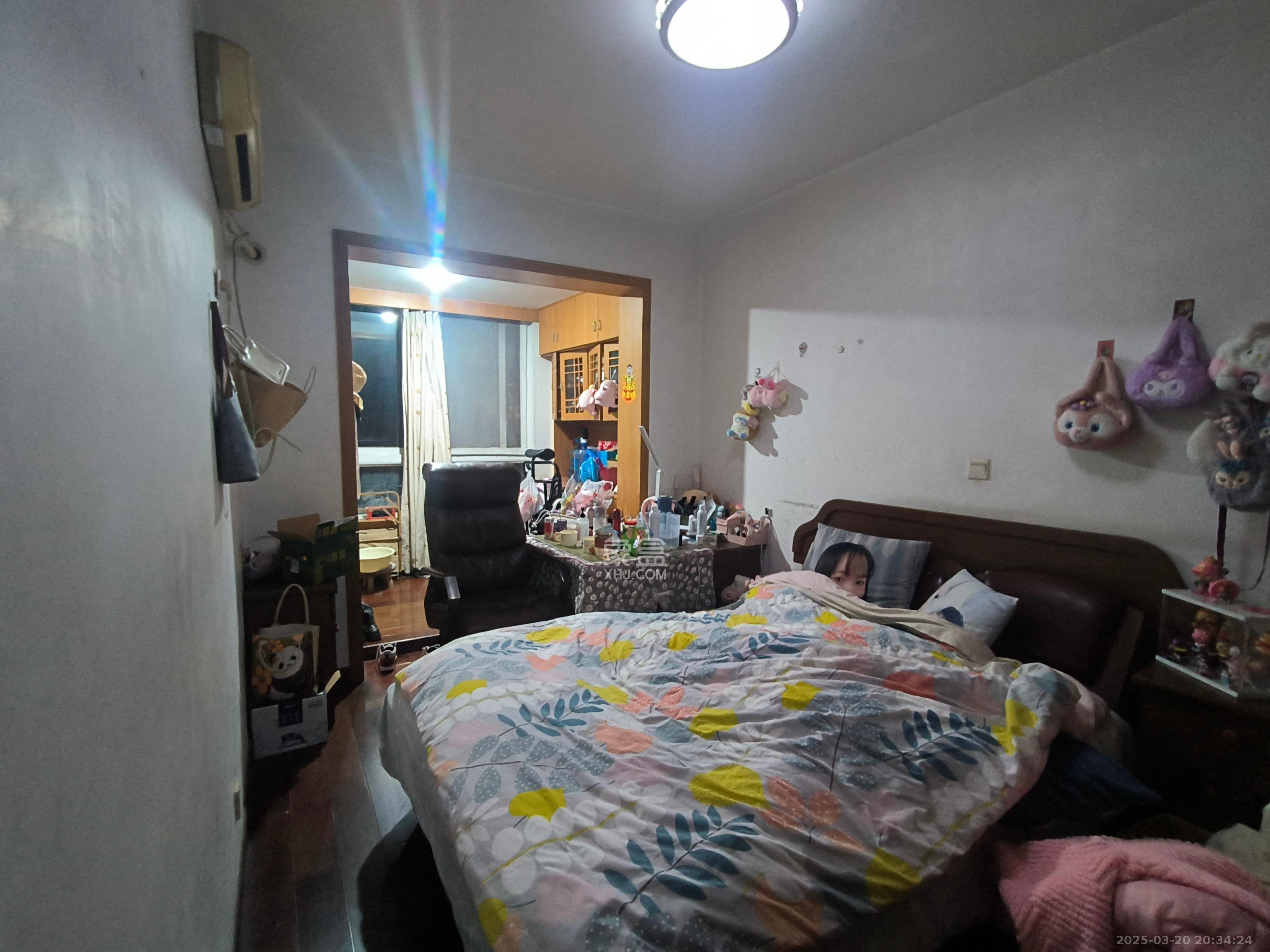 长勘小区  3室2厅2卫   3200.00元/月室内图