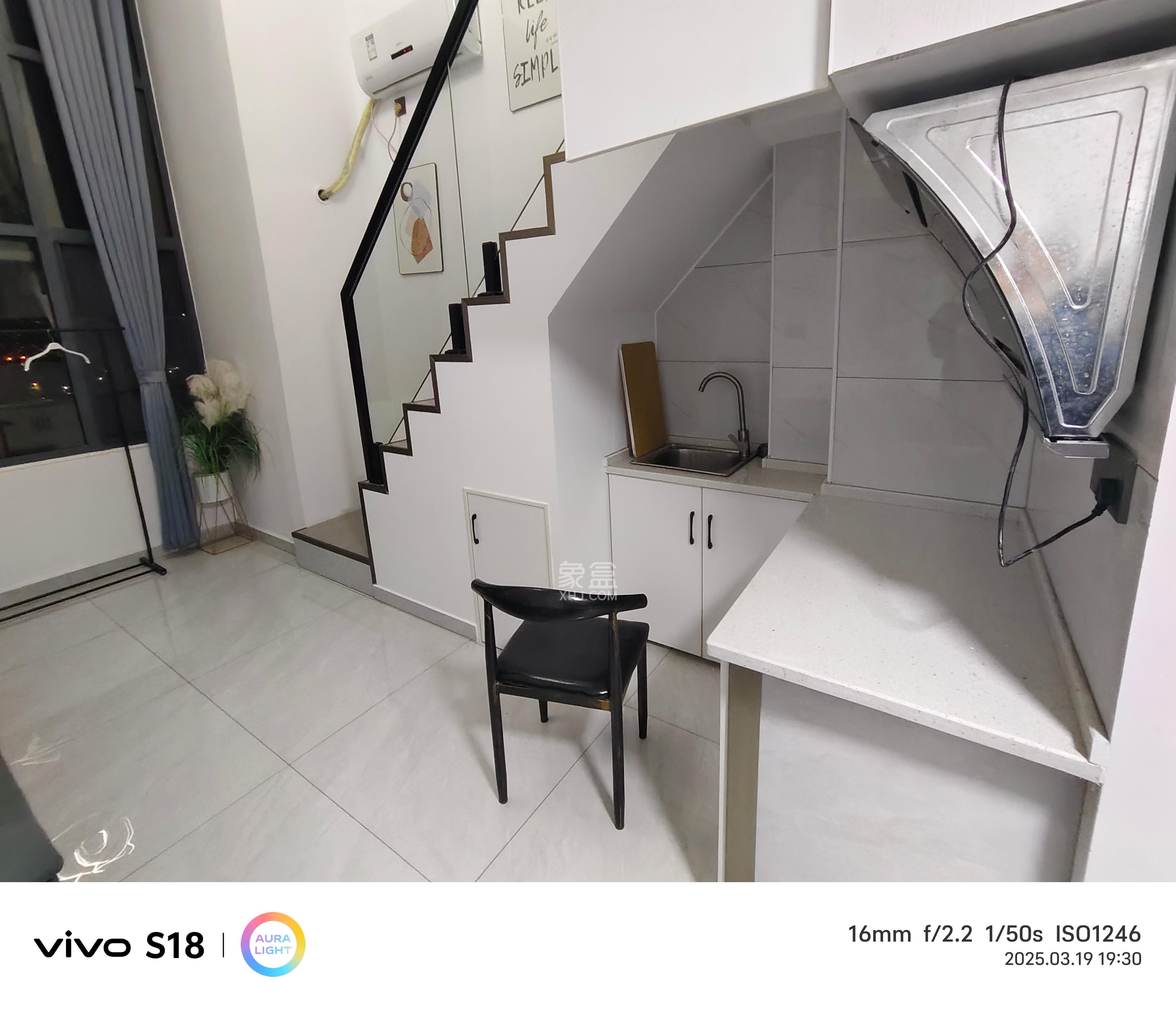 碧桂园星荟  1室1厅1卫    1200.0元/月 碧桂园星荟  1室1厅1卫    1200.0元/月室内图