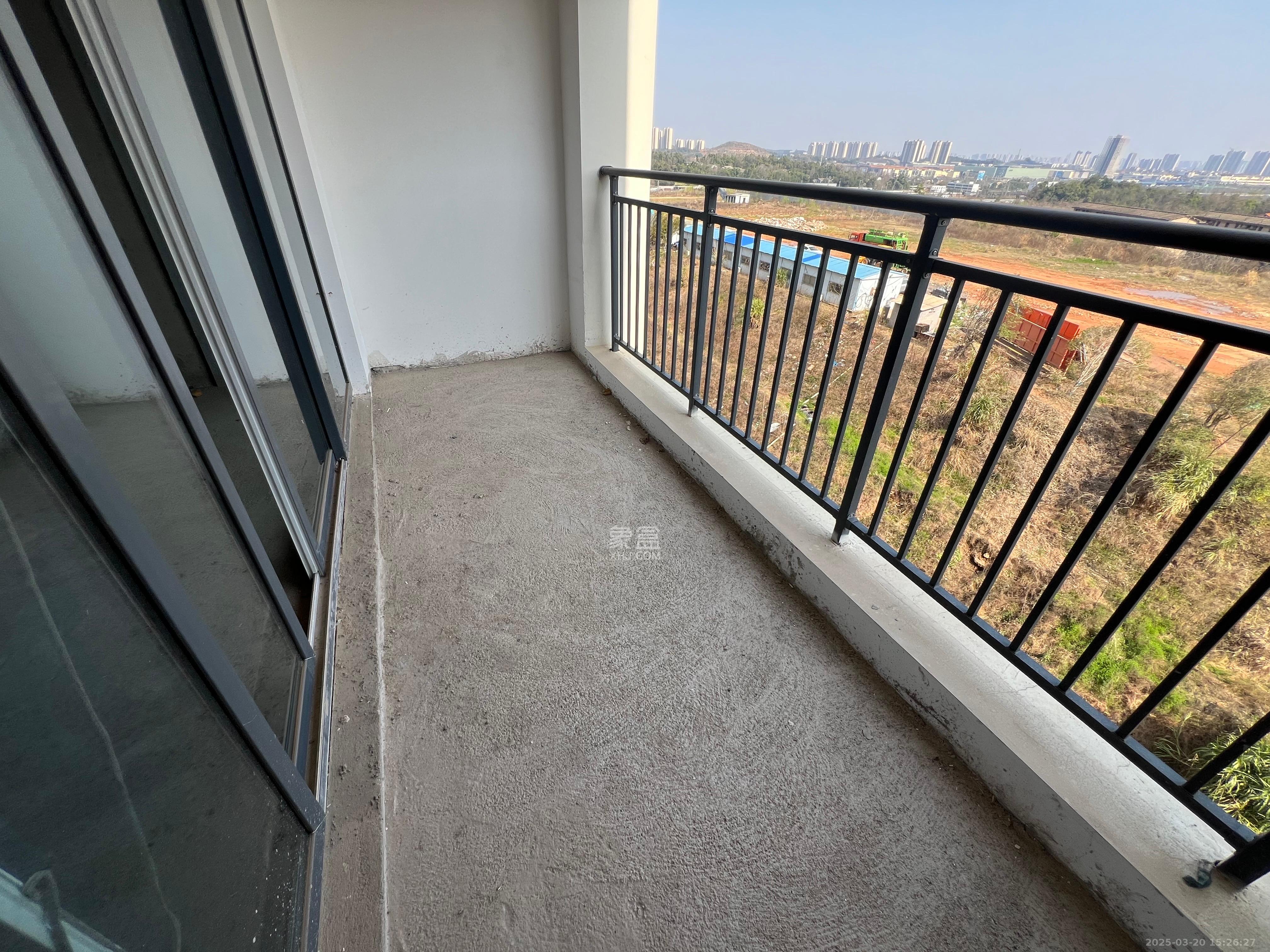 湘荷美苑 3室2厅1卫 900.0元/月 湘荷美苑 3室2厅1卫 900.0元/月室内图