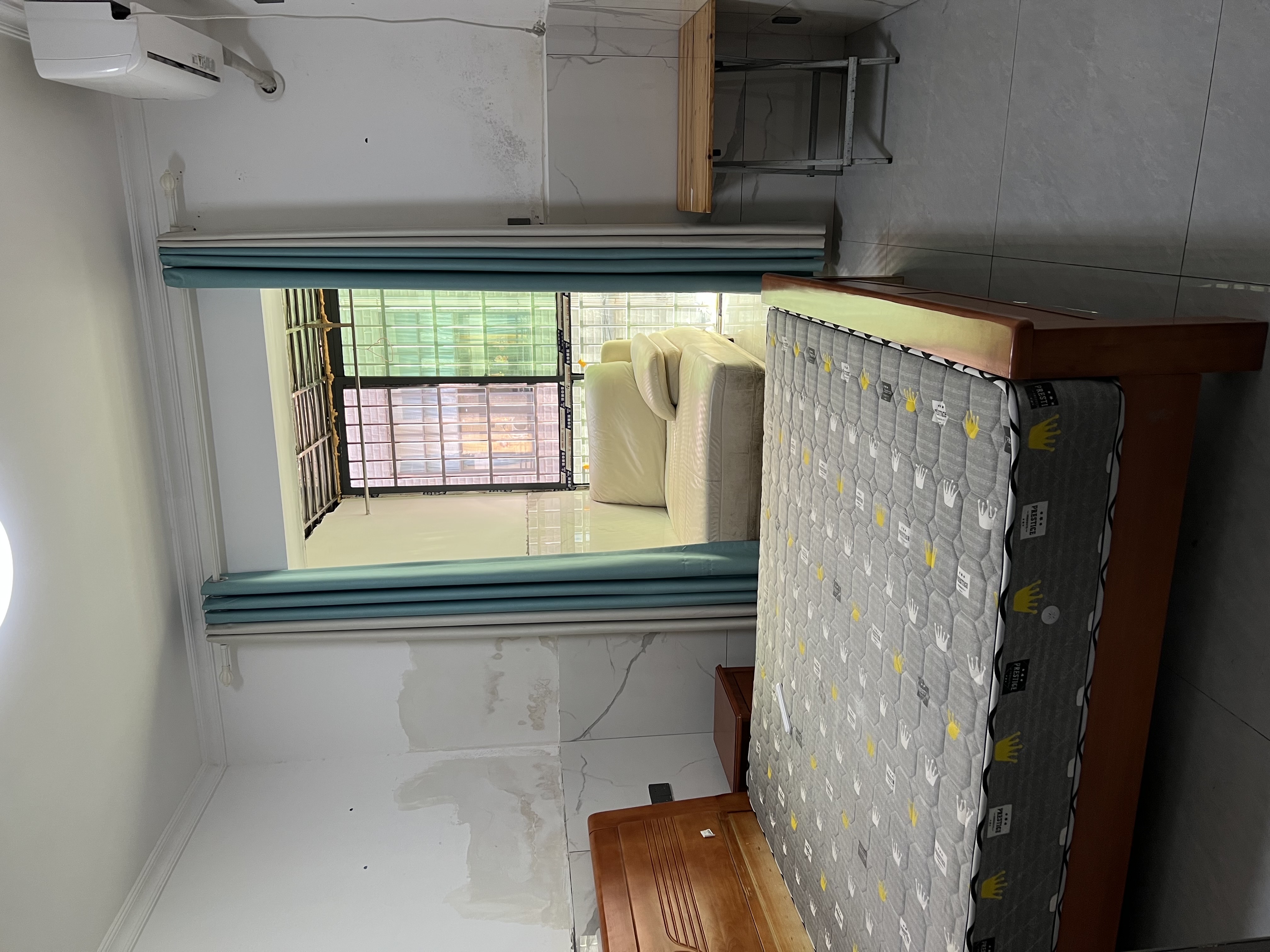 长湖小区 1室1厅1卫 1200.0元/月 长湖小区 1室1厅1卫 1200.0元/月室内图