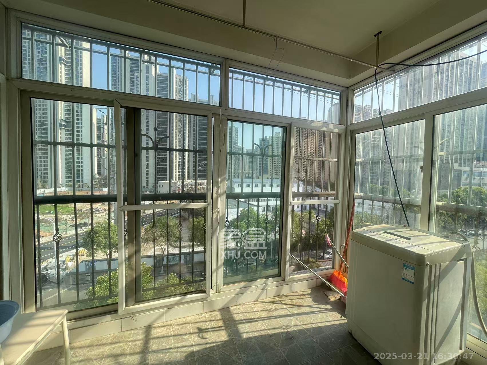 紫薇苑 2室2厅1卫 1800.0元/月 紫薇苑 2室2厅1卫 1800.0元/月室内图