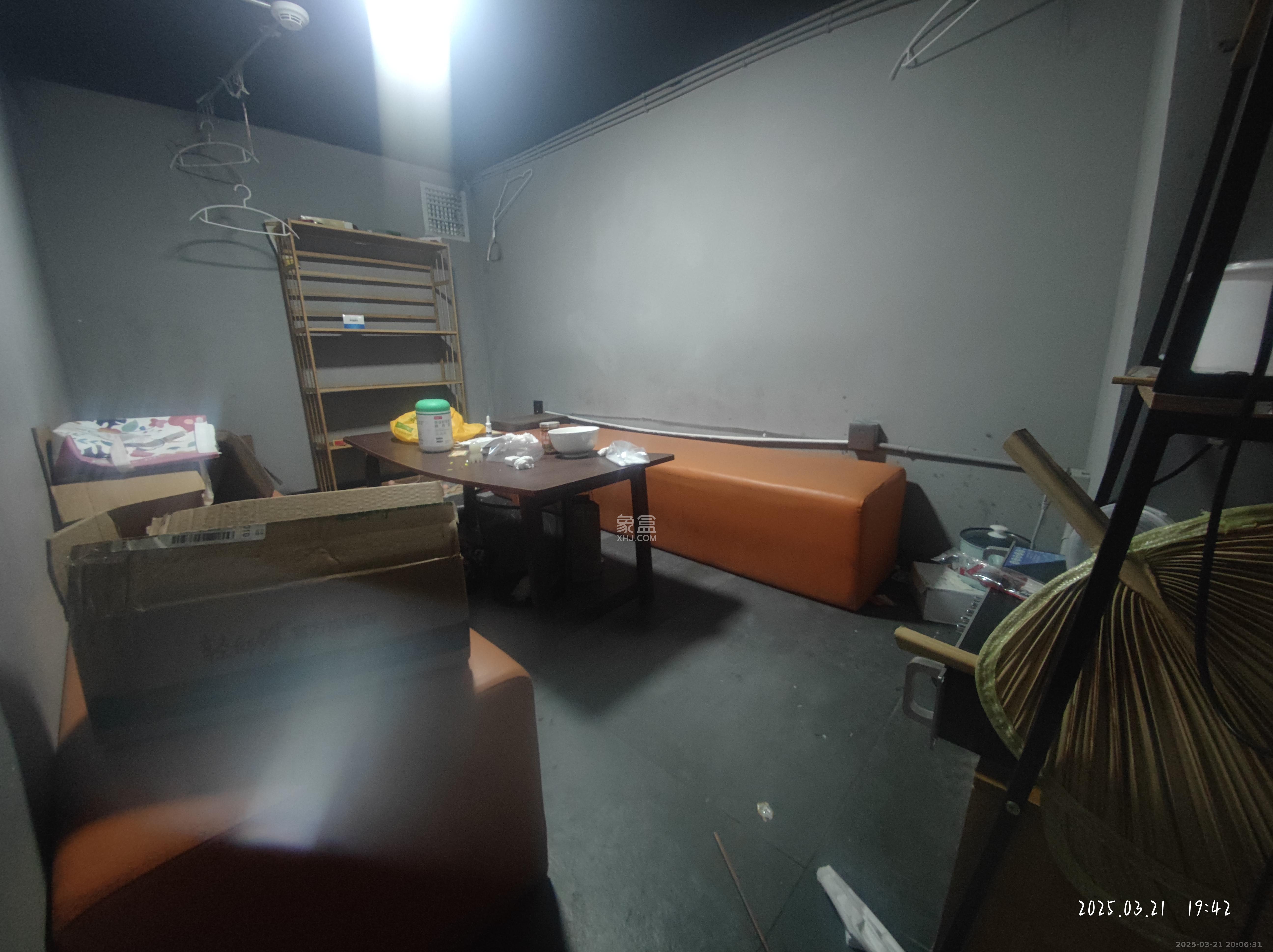 华远云玺公寓  1室1厅1卫    15000.0元/月 华远云玺公寓  1室1厅1卫    15000.0元/月室内图1