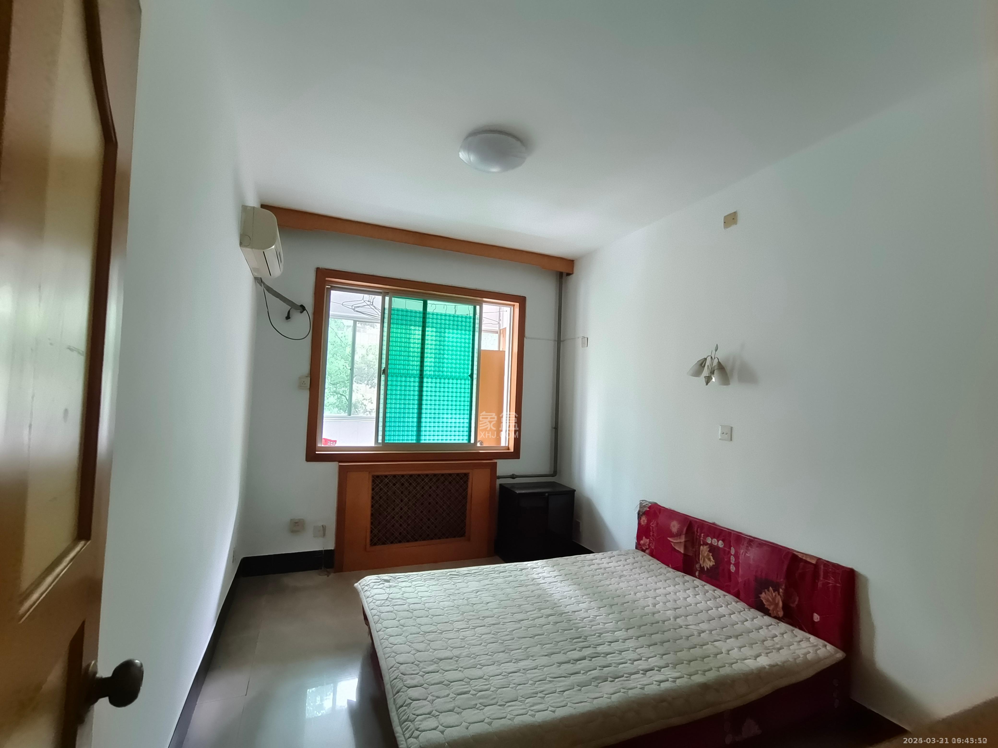 机关小区 3室2厅2卫 1700.0元/月 机关小区 3室2厅2卫 1700.0元/月室内图