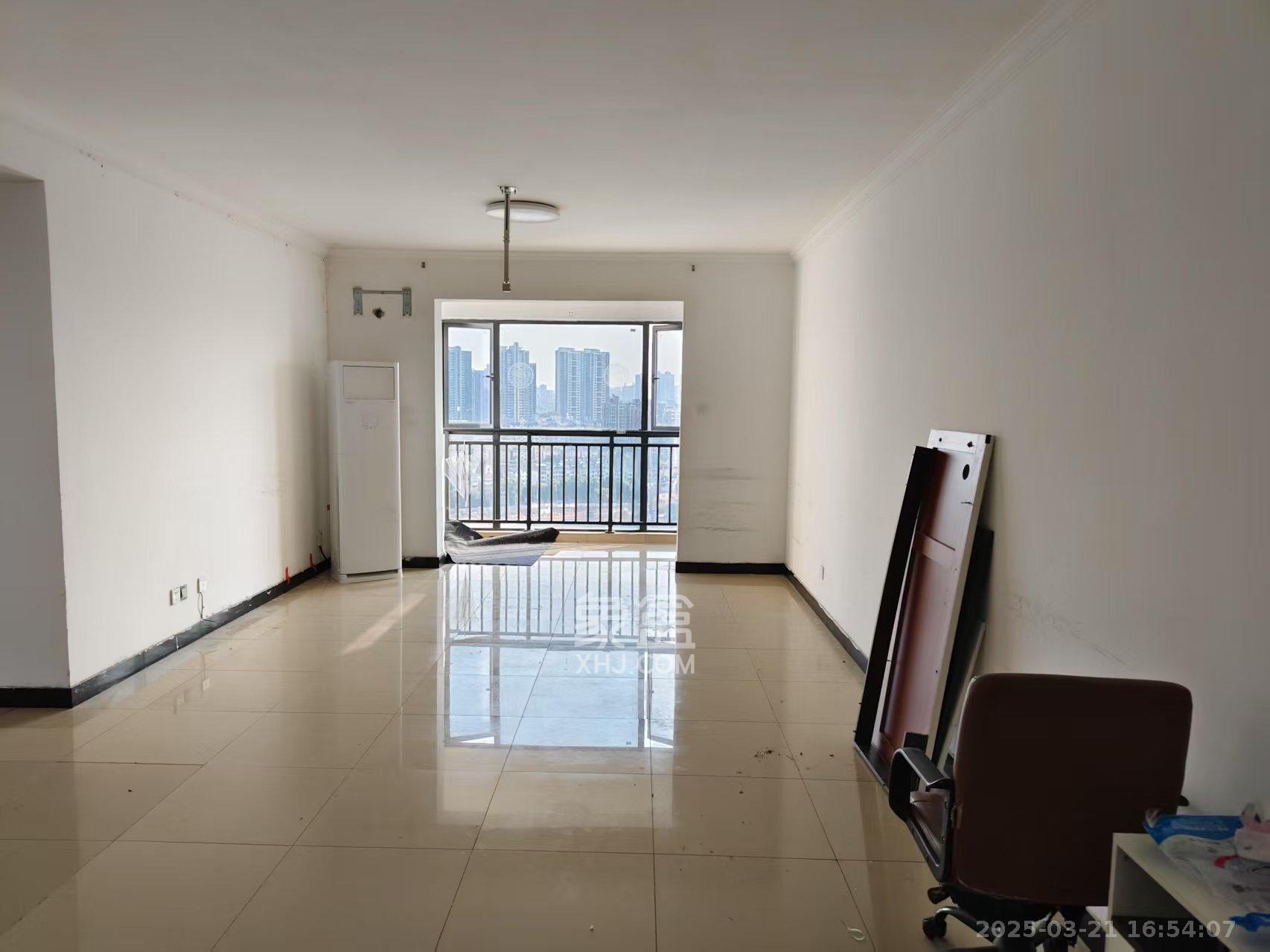 兴旺双铁城  3室2厅1卫    3000.0元/月 兴旺双铁城  3室2厅1卫    3000.0元/月室内图