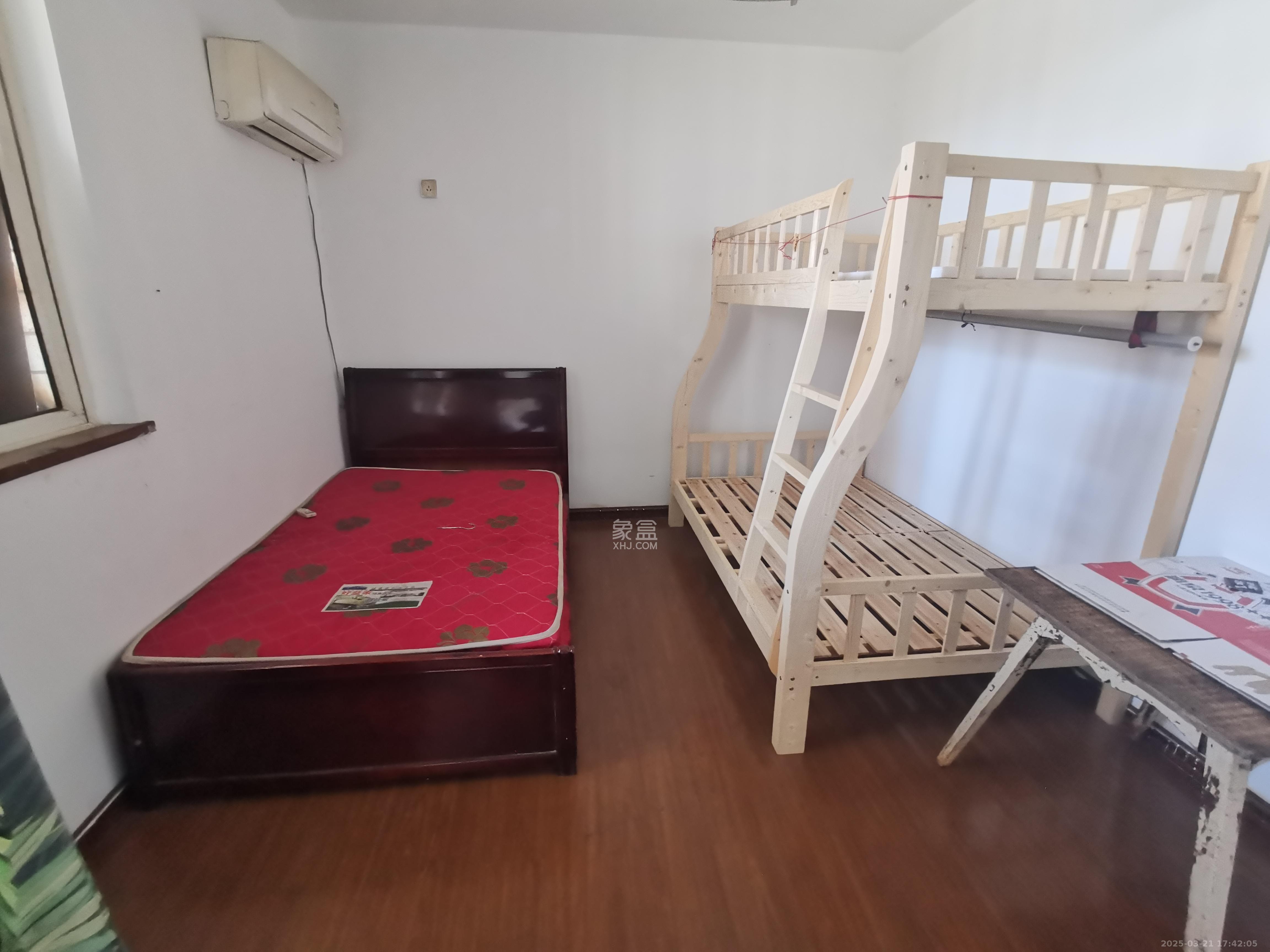 五一新村安置小区(永定社区、永兴社区、永祥社区) 3室2厅1卫 2100.0元/月 五一新村安置小区(永定社区、永兴社区、永祥社区) 3室2厅1卫 2100.0元/月室内图