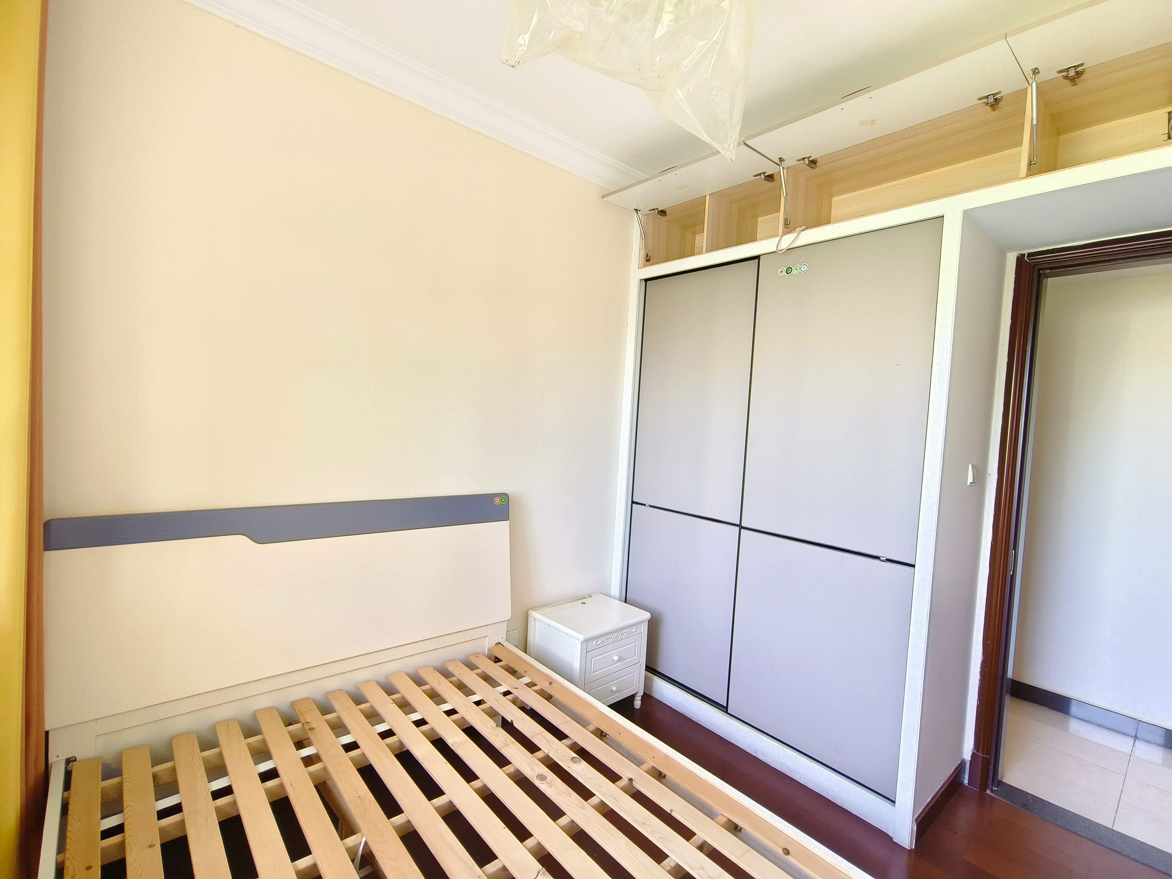 恒大华府 3室2厅1卫 1500.0元/月 恒大华府 3室2厅1卫 1500.0元/月室内图