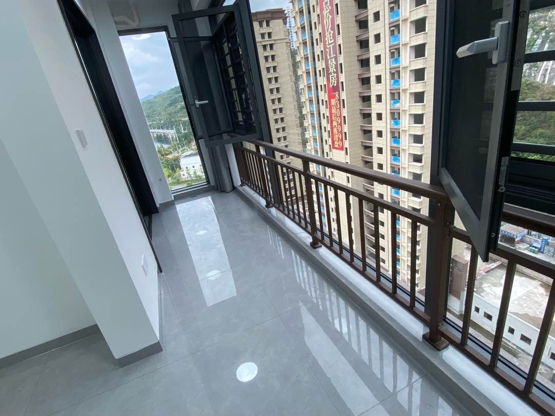 东宸江山里 3室2厅2卫 2000.0元/月 东宸江山里 3室2厅2卫 2000.0元/月室内图