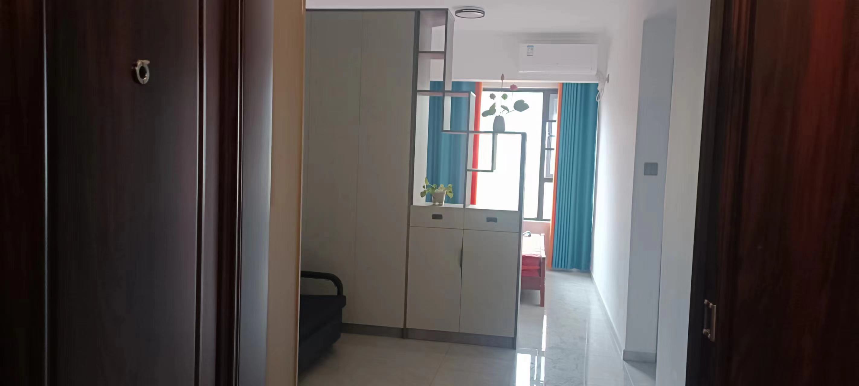 唯独逸臣公园 1室0厅0卫 1300.0元/月 唯独逸臣公园 1室0厅0卫 1300.0元/月室内图