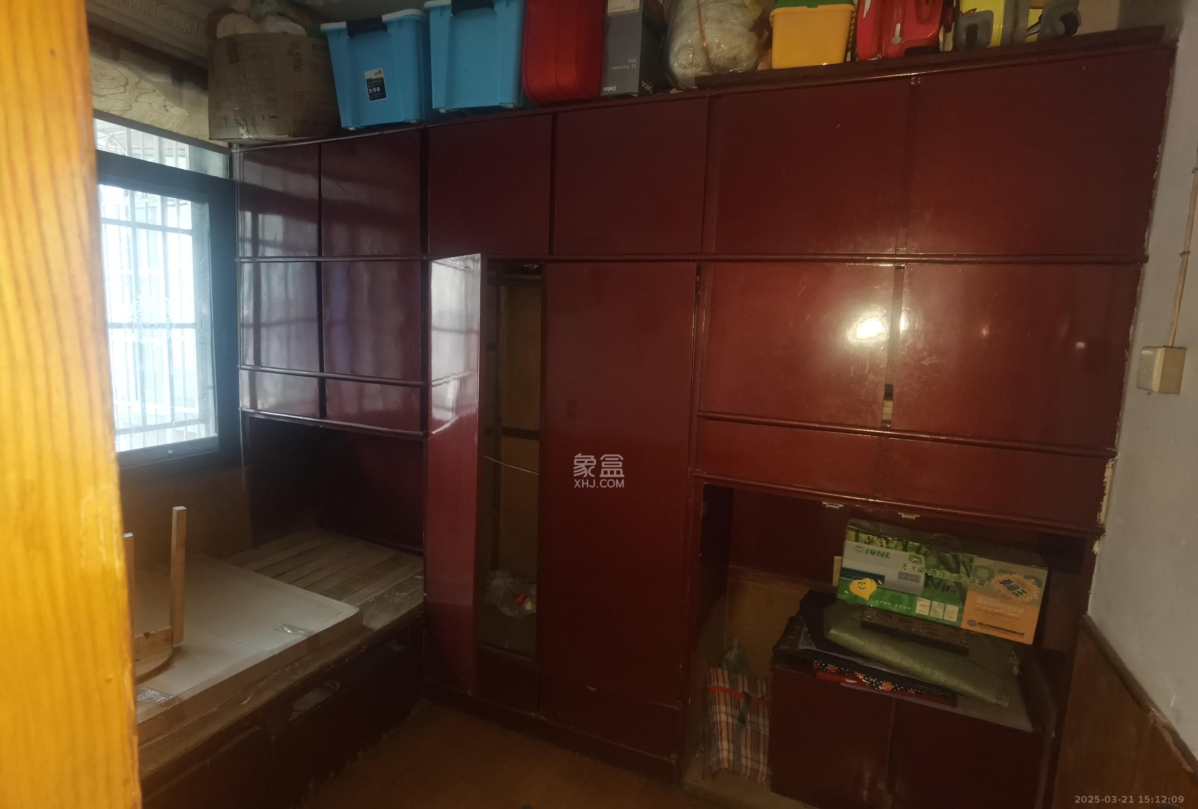 东风一村社区房（王家垅）  3室1厅1卫   1200.00元/月室内图