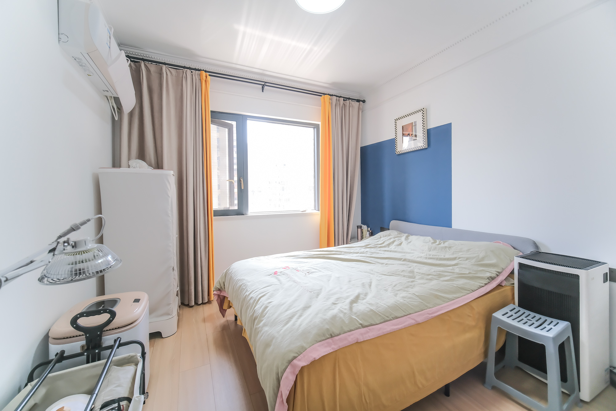 保利香槟国际 4室2厅2卫 130.0万 保利香槟国际 4室2厅2卫 130.0万卧室