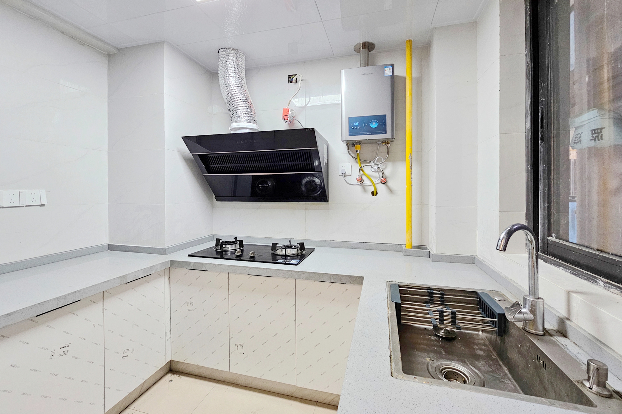 明昇壹城(明昇时代广场)一期  3室2厅1卫    105.0万 明昇壹城(明昇时代广场)一期  3室2厅1卫    105.0万其他